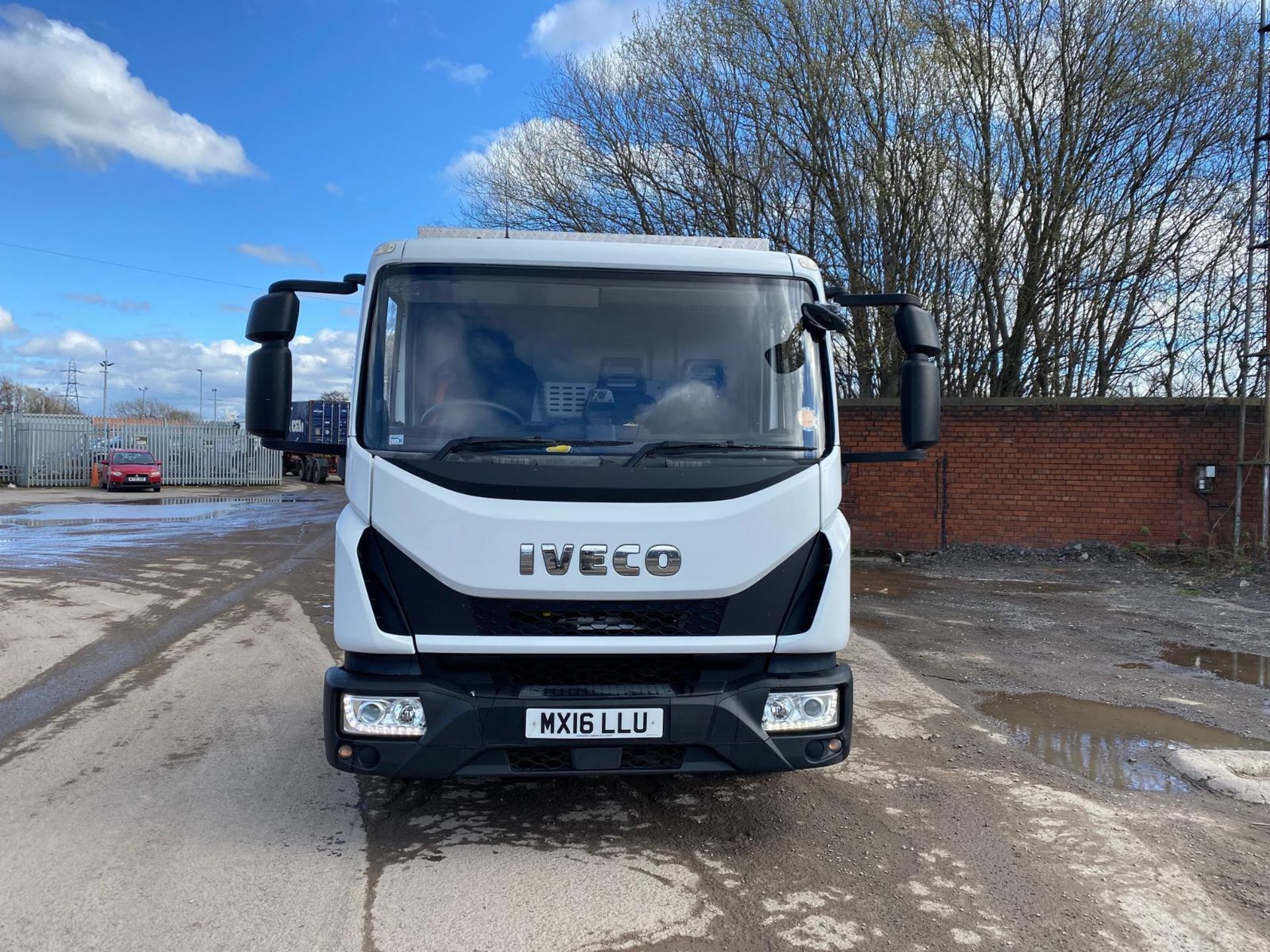 2016 IVECO EUROCARGO 75-160 EURO 6 IDEAL RECOVERY/SCAFFOLD TRUCK - Image 2 of 12