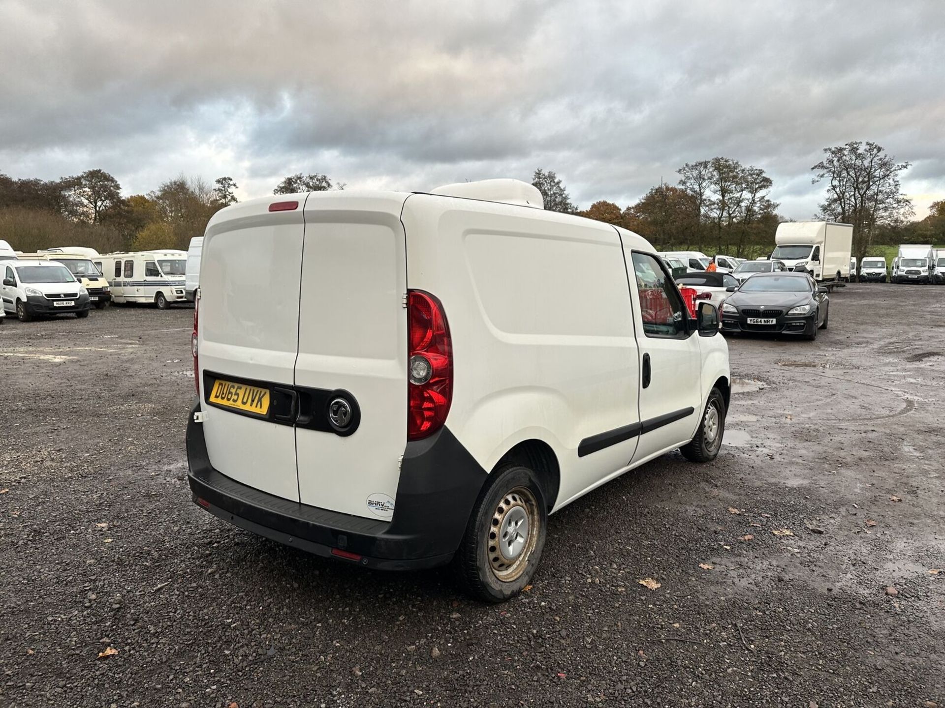 VAUXHALL COMBO 1.3 CDTI: FRIDGE VAN 126K MILES - MOT MARCH 2024 (NO VAT ON HAMMER) - Image 14 of 15