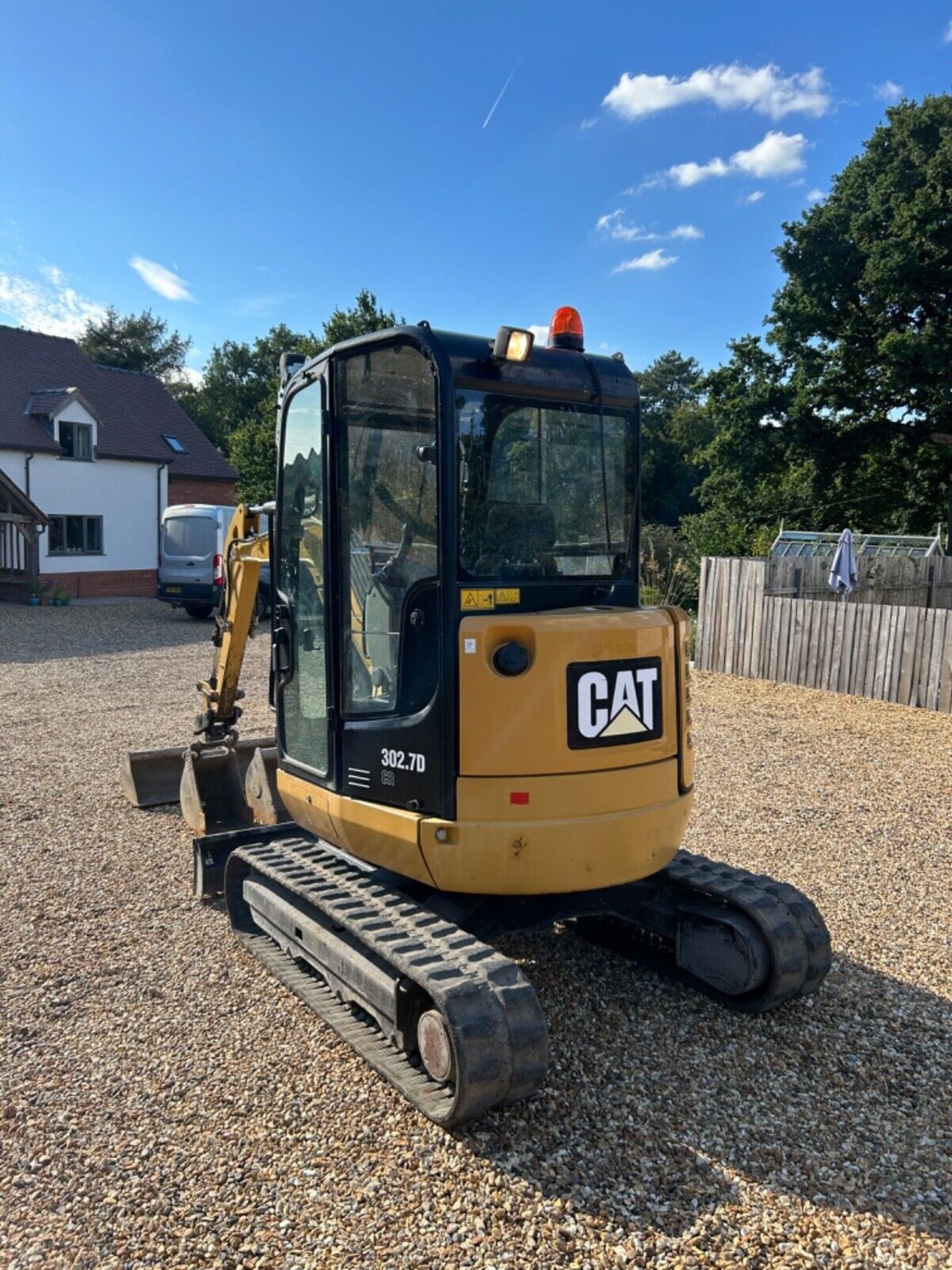 DEPENDABLE WORKHORSE: CAT 302.7 3-TON DIGGER FOR SALE - Image 6 of 15