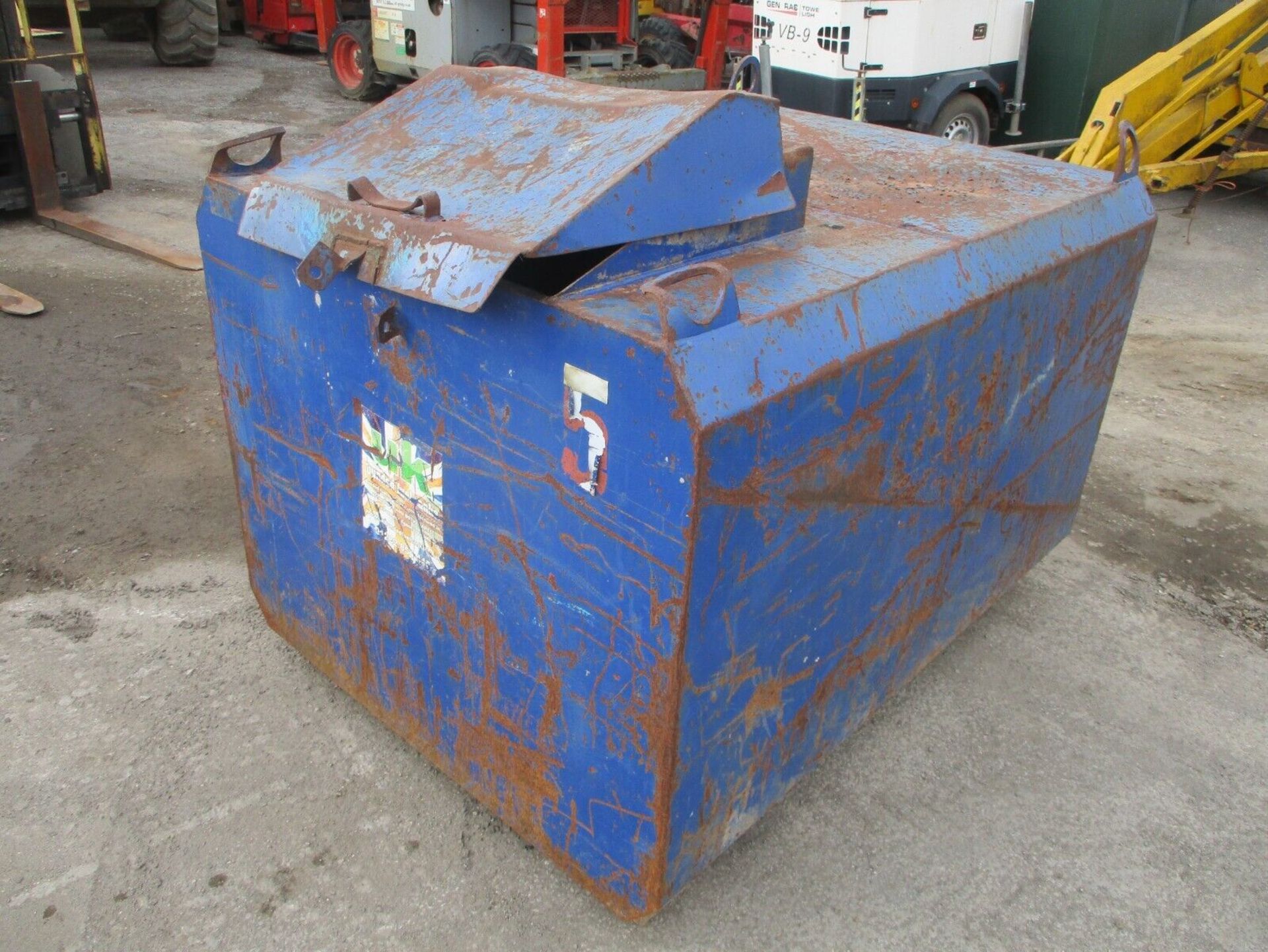 1000 LITRE DIESEL BOWSER FUEL TANK BUNDED DELIVERY ARRANGED - Bild 2 aus 8