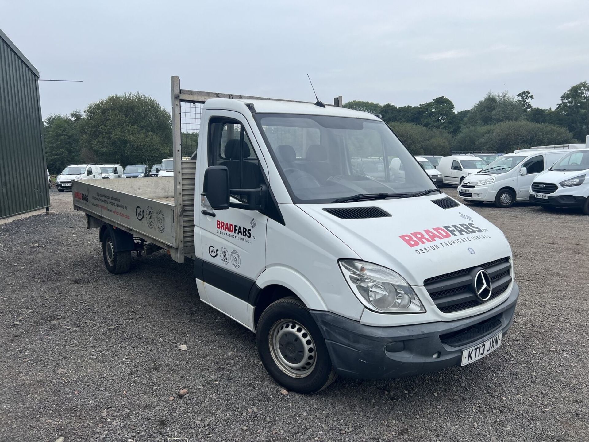 2013 MERCEDES SPRINTER FLATBED RECOVERY MOT: 22ND JANUARY 2024 - Image 2 of 12