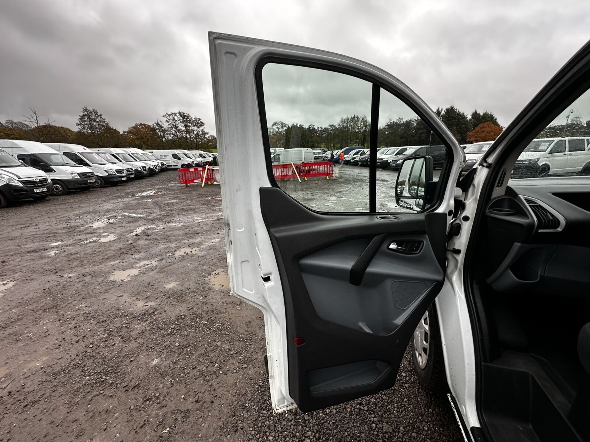 2016 FORD TRANSIT FRIDGE VAN: HIGH ROOF, HIGH EFFICIENCY - MOT MARCH 2024 - - Image 3 of 15