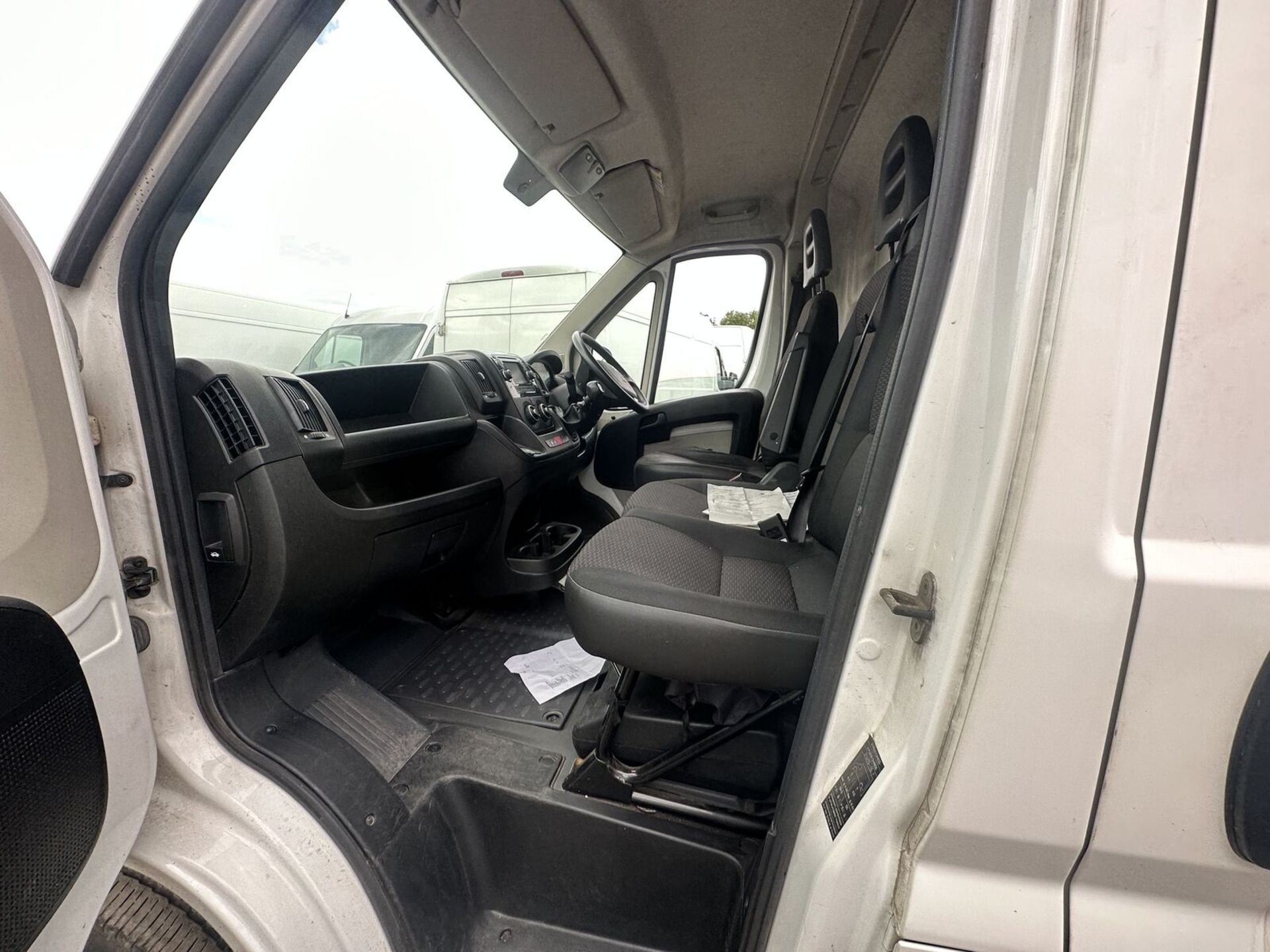 CLEAN INTERIOR: 2019 PEUGEOT BOXER H2 VAN - JAN 2024 - (NO VAT ON HAMMER) - Bild 10 aus 15