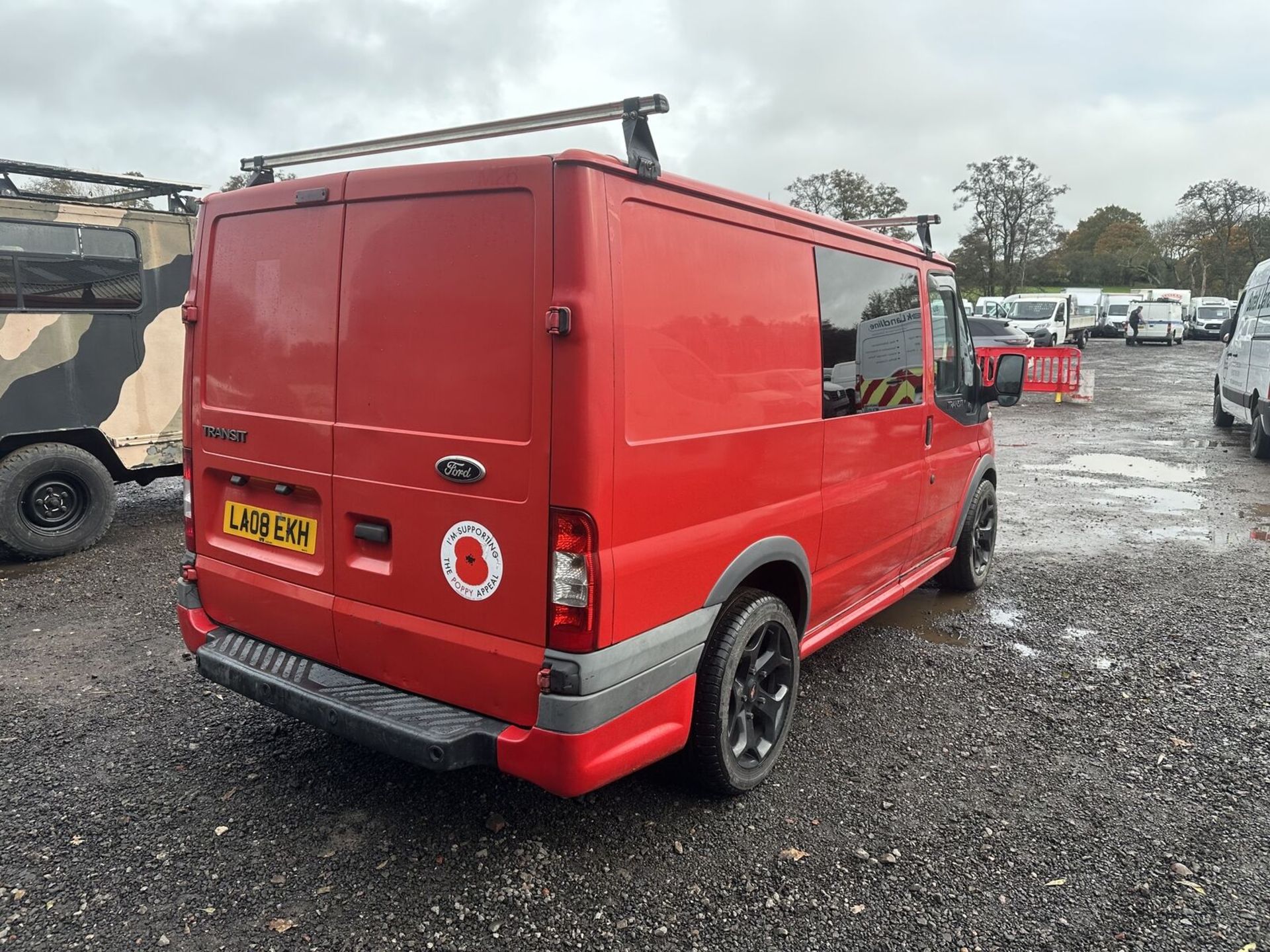 CAMPER ADVENTURE AWAITS: FORD TRANSIT T260 2.2 TDCI - (NO VAT ON HAMMER) - Image 16 of 17