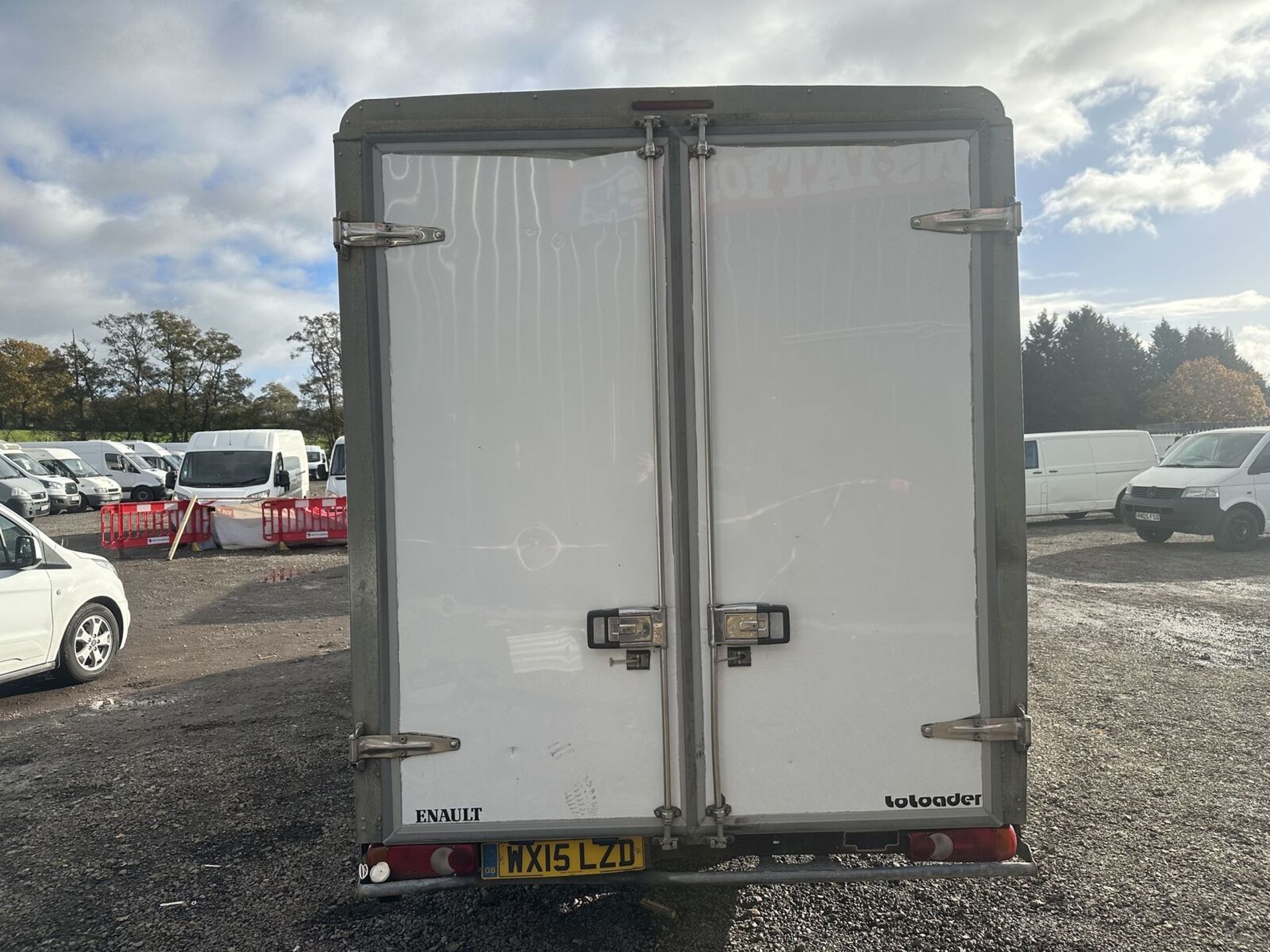 2015 RENAULT MASTER LWB LUTON: LOW LOADER, LONG MOT - Image 6 of 15