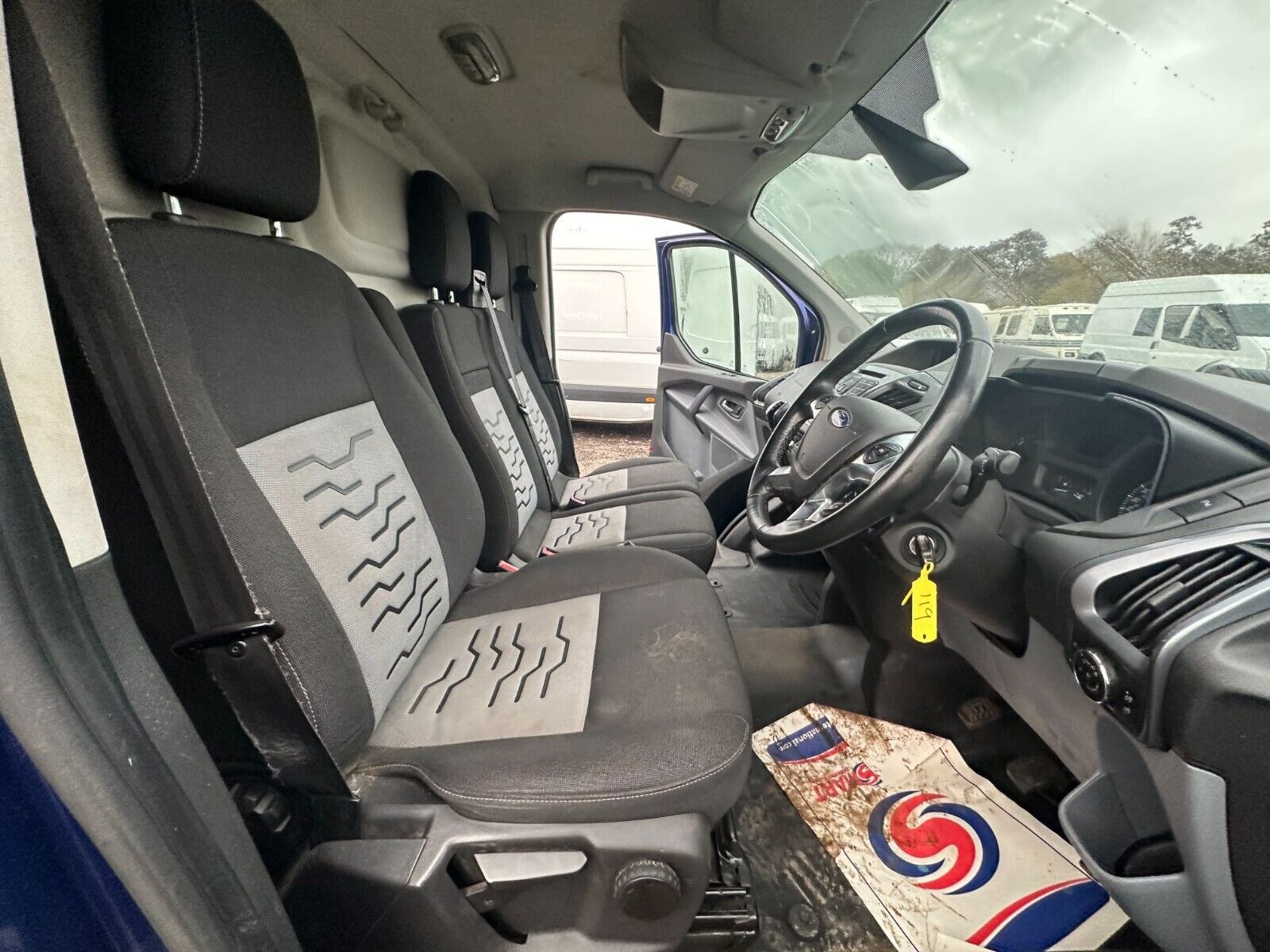 **(ONLY 78K MILEAGE)** RELIABLE COMPANION: FORD TRANSIT CUSTOM 2.2 TDCI (NO VAT ON HAMMER) - Image 11 of 15