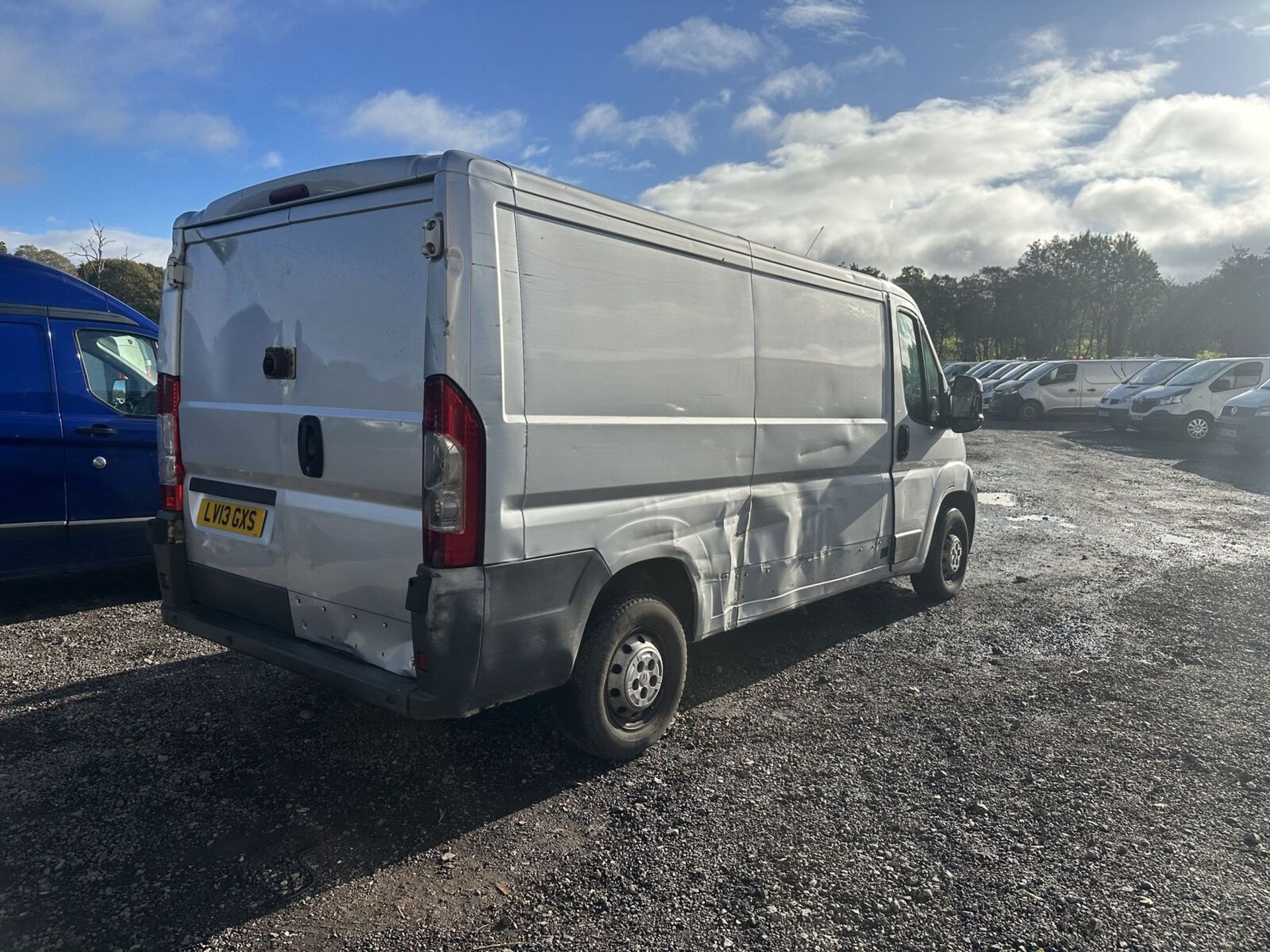 2013 CITROEN RELAY BOXER 35 L2: WITH PARKING SENSORS - MOT FAB 2024 - NO VAT ON HAMMER - Image 3 of 15