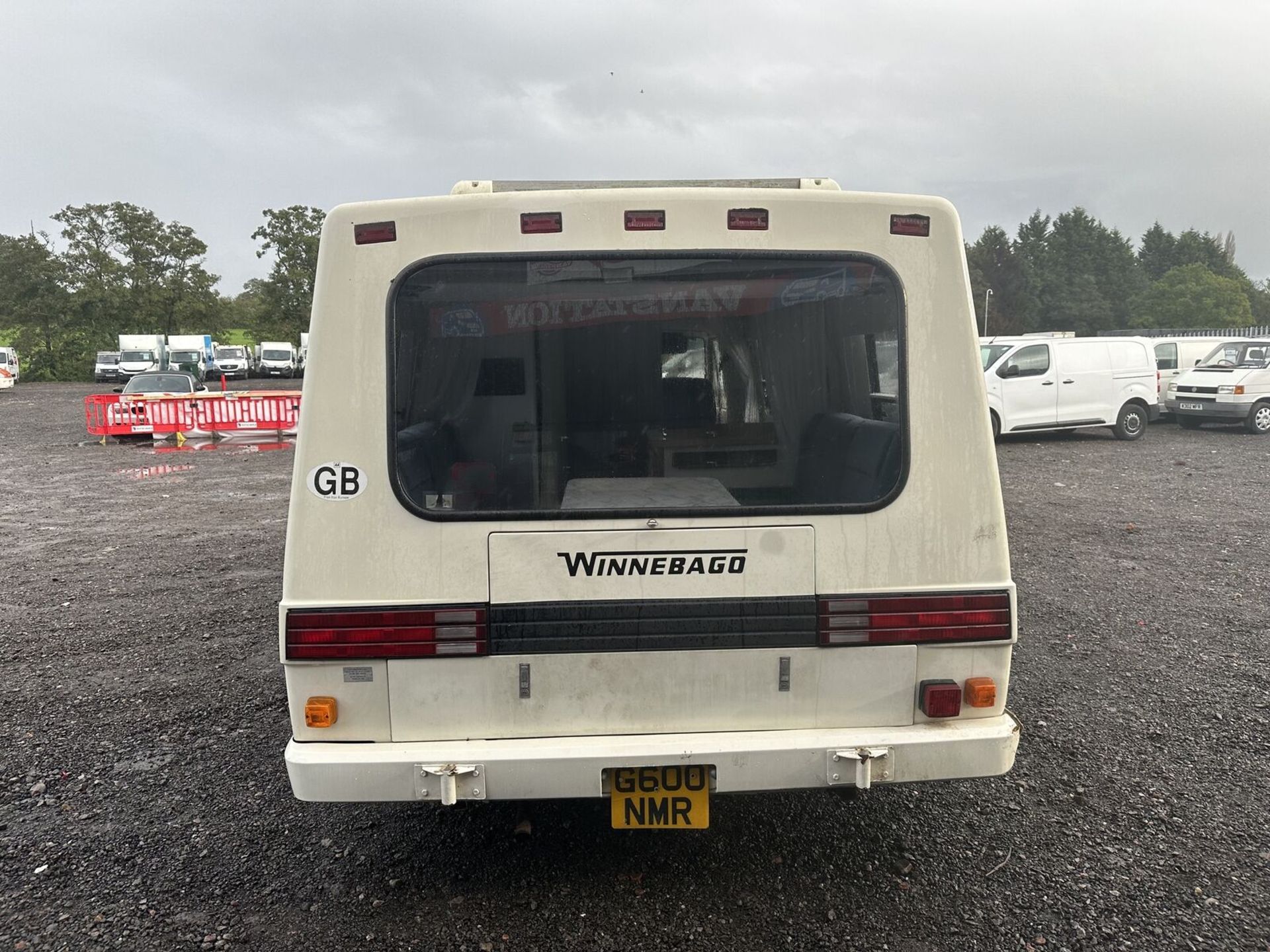 CLASSIC NOMAD'S CHOICE: '90 WINNEBAGO CAMPER, PART SERVICE HISTORY (NO VAT ON HAMMER) - Image 13 of 15