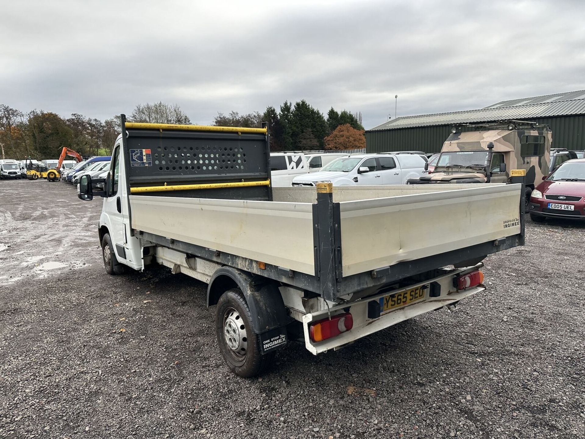 FLATBED FIXER: CITROEN RELAY, GEARBOX STUCK IN 1ST - MOT JAN 2024 - NO VAT ON HAMMER - Image 10 of 14