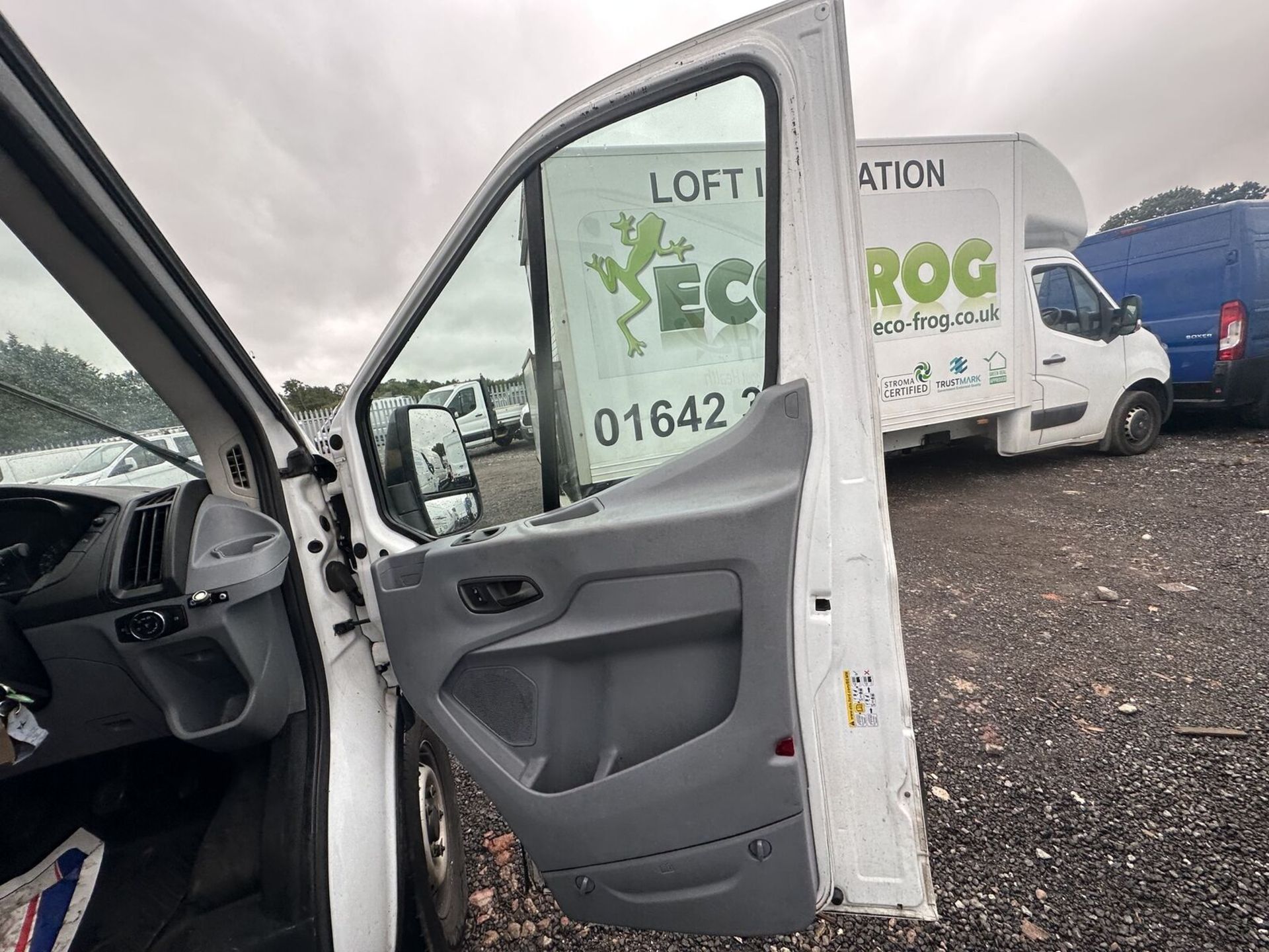 VAN ALERT: HONEST WORK COMPANION, FORD TRANSIT 350 - MOT MARCH 2024 (NO VAT ON HAMMER) - Image 13 of 15