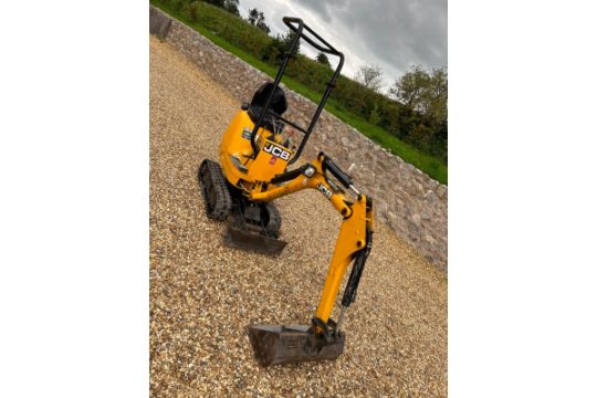 2020 JCB 8008: COMPACT EXCELLENCE WITH EXPANDING TRACKS - Image 3 of 12