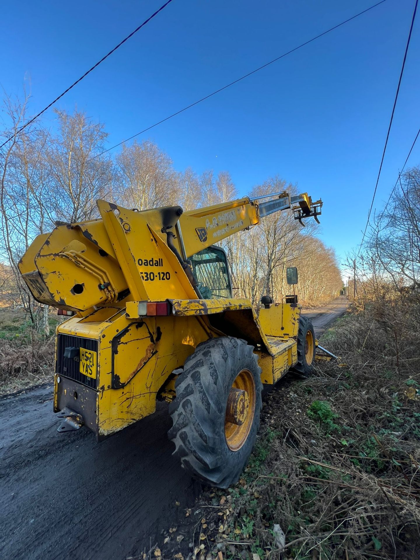 ROAD-READY JCB 530-120: POWER AND PRECISION IN MOTION - Image 3 of 14