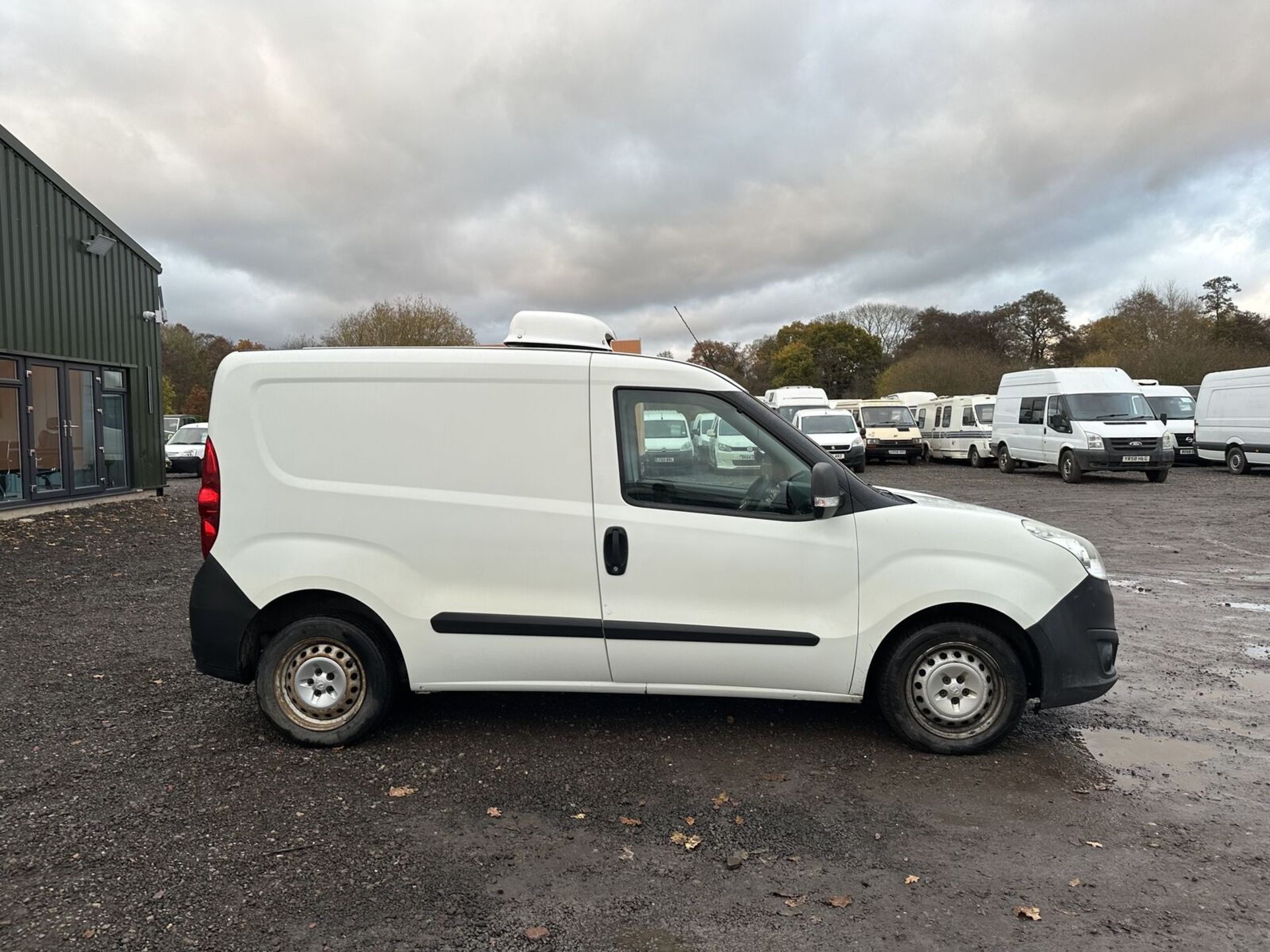 VAUXHALL COMBO 1.3 CDTI: FRIDGE VAN 126K MILES - MOT MARCH 2024 (NO VAT ON HAMMER)