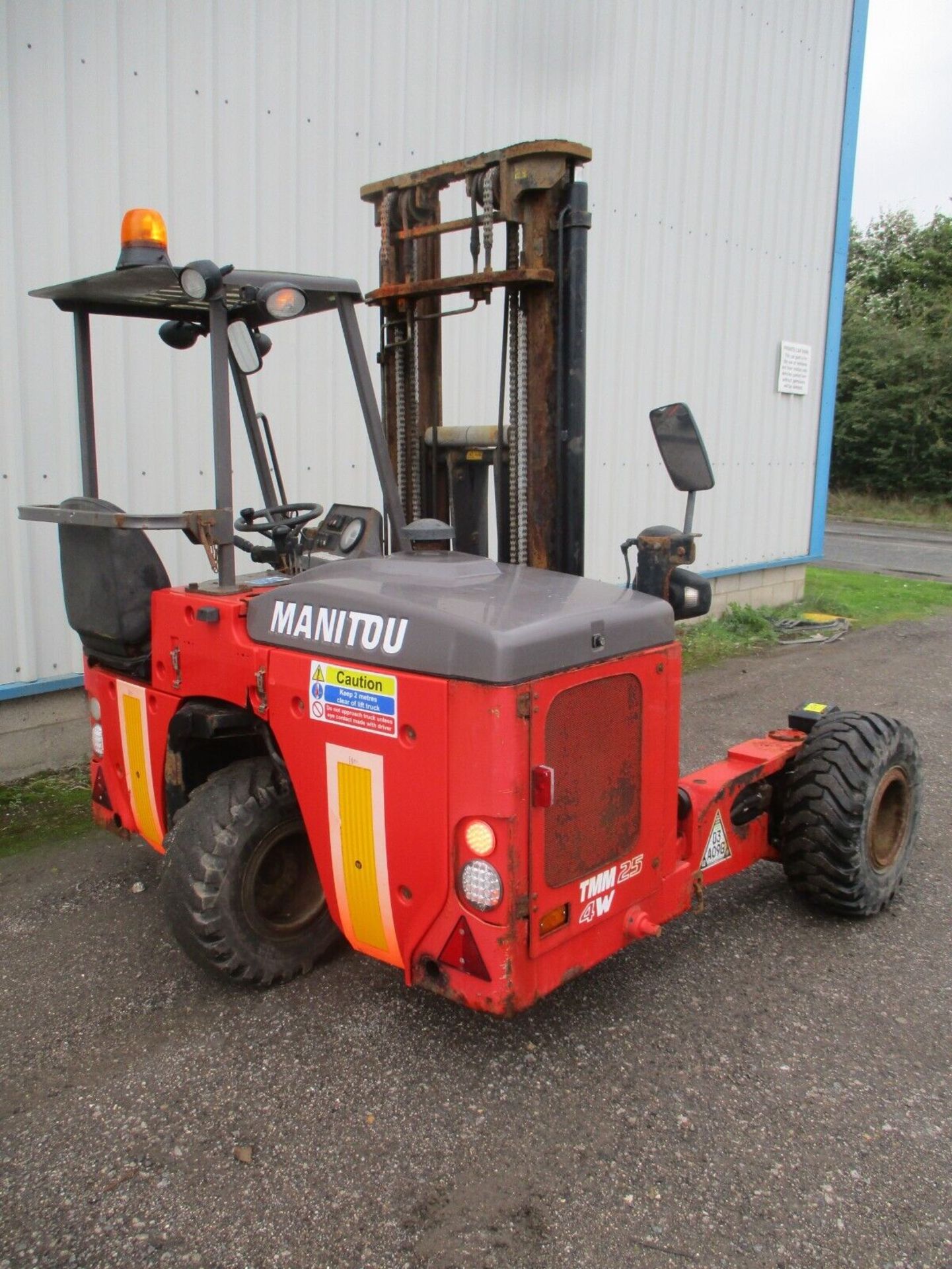 2016 MANITOU KUBOTA DIESEL ENGINE TMM25 4W FORKLIFT - Image 13 of 18