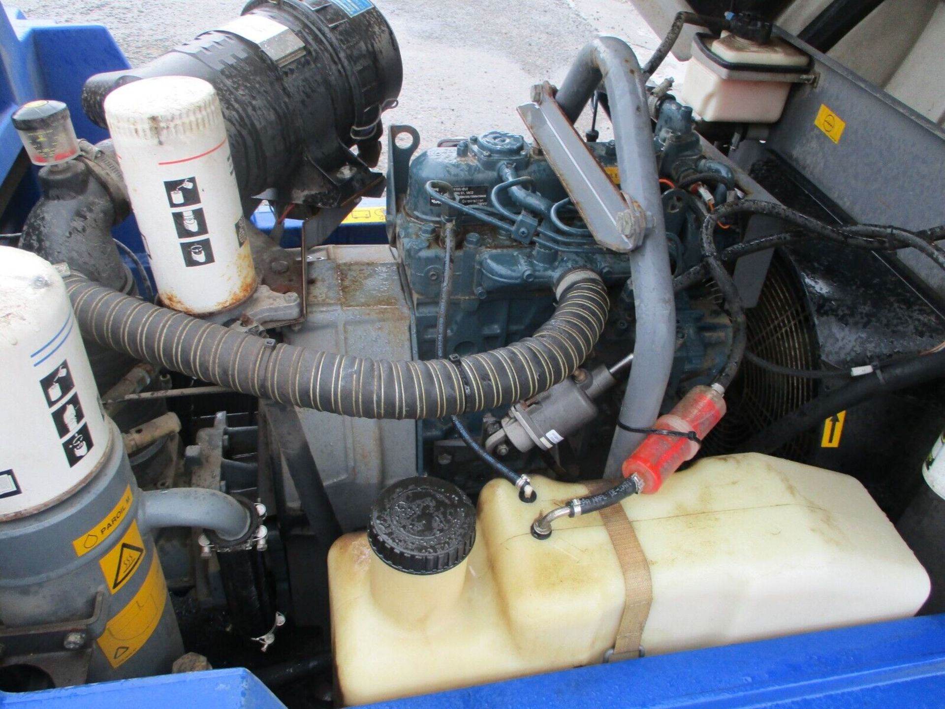 2015 ATLAS COPCO XAS47 COMPRESSOR - Image 8 of 11