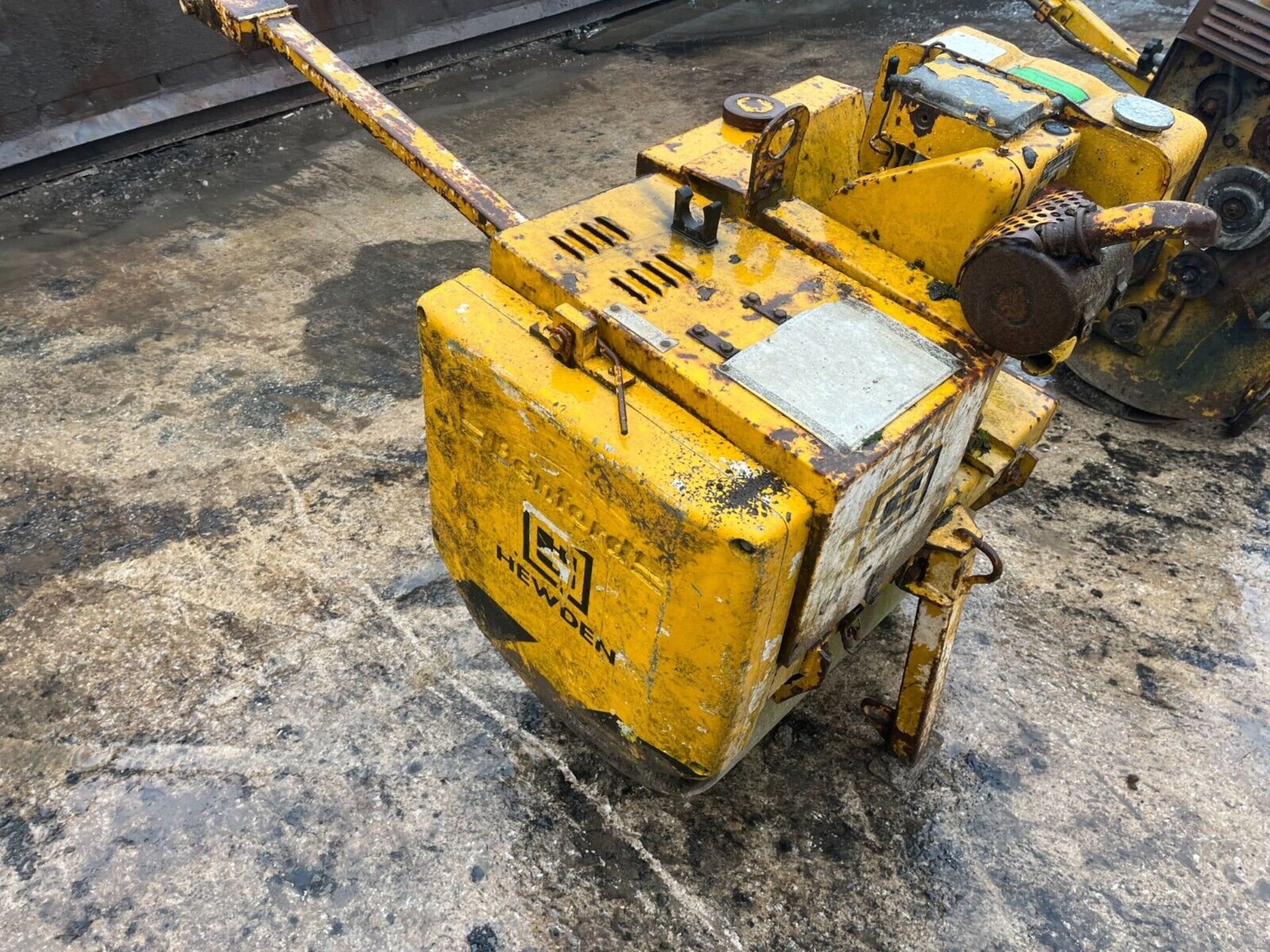 3 X BENFORD TARMAC WALK BEHIND HANDLE START PEDESTRIAN VIBRATING ROLLERS - Image 9 of 9