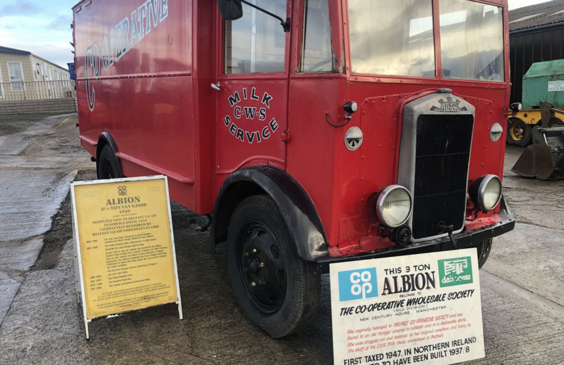 VINTAGE ALBION 2.5 TON COLD STORE FRIDGE VAN - Image 5 of 23