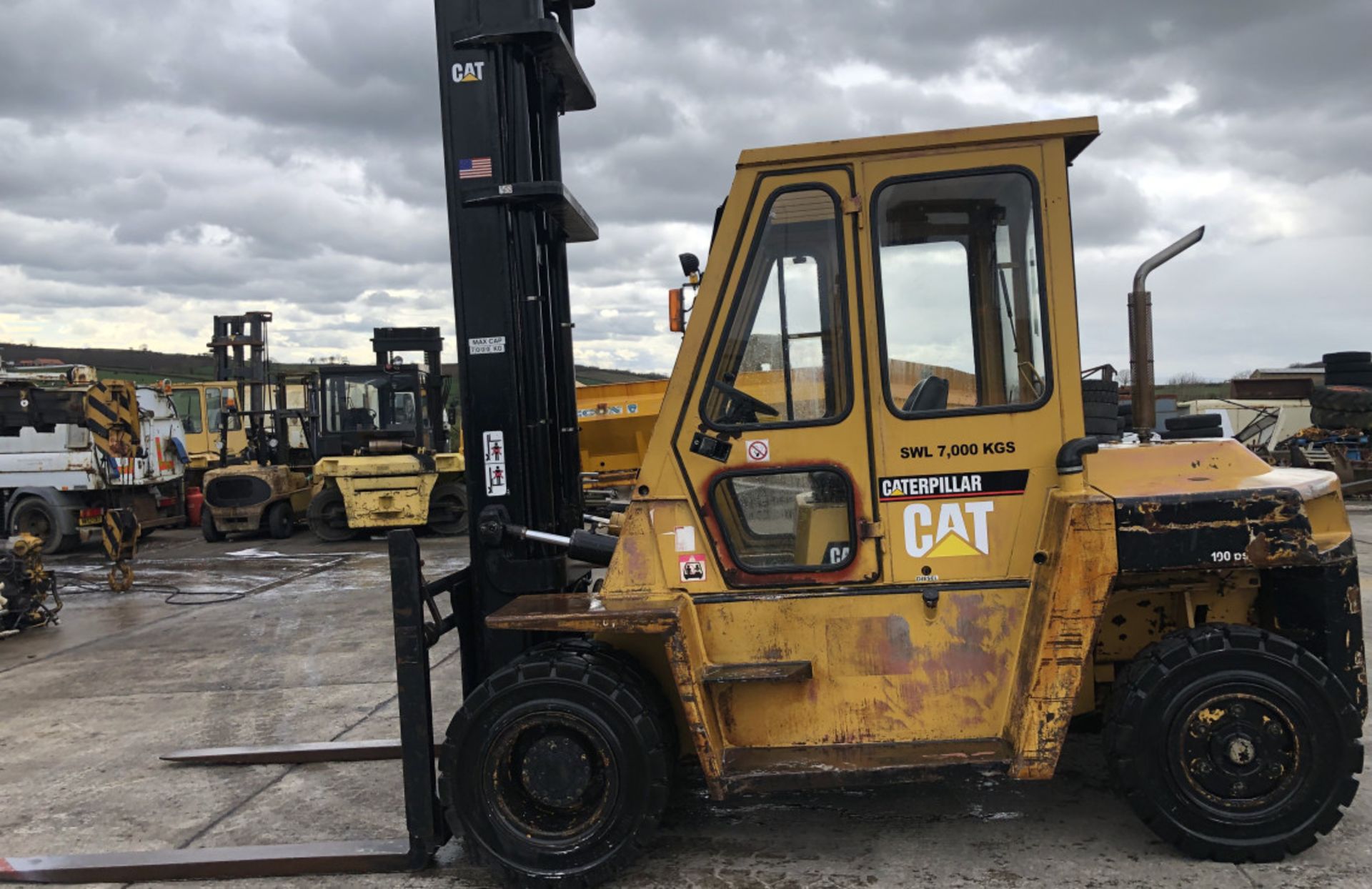 CAT DP 70 7 TON DIESEL FORKLIFT - Image 7 of 9