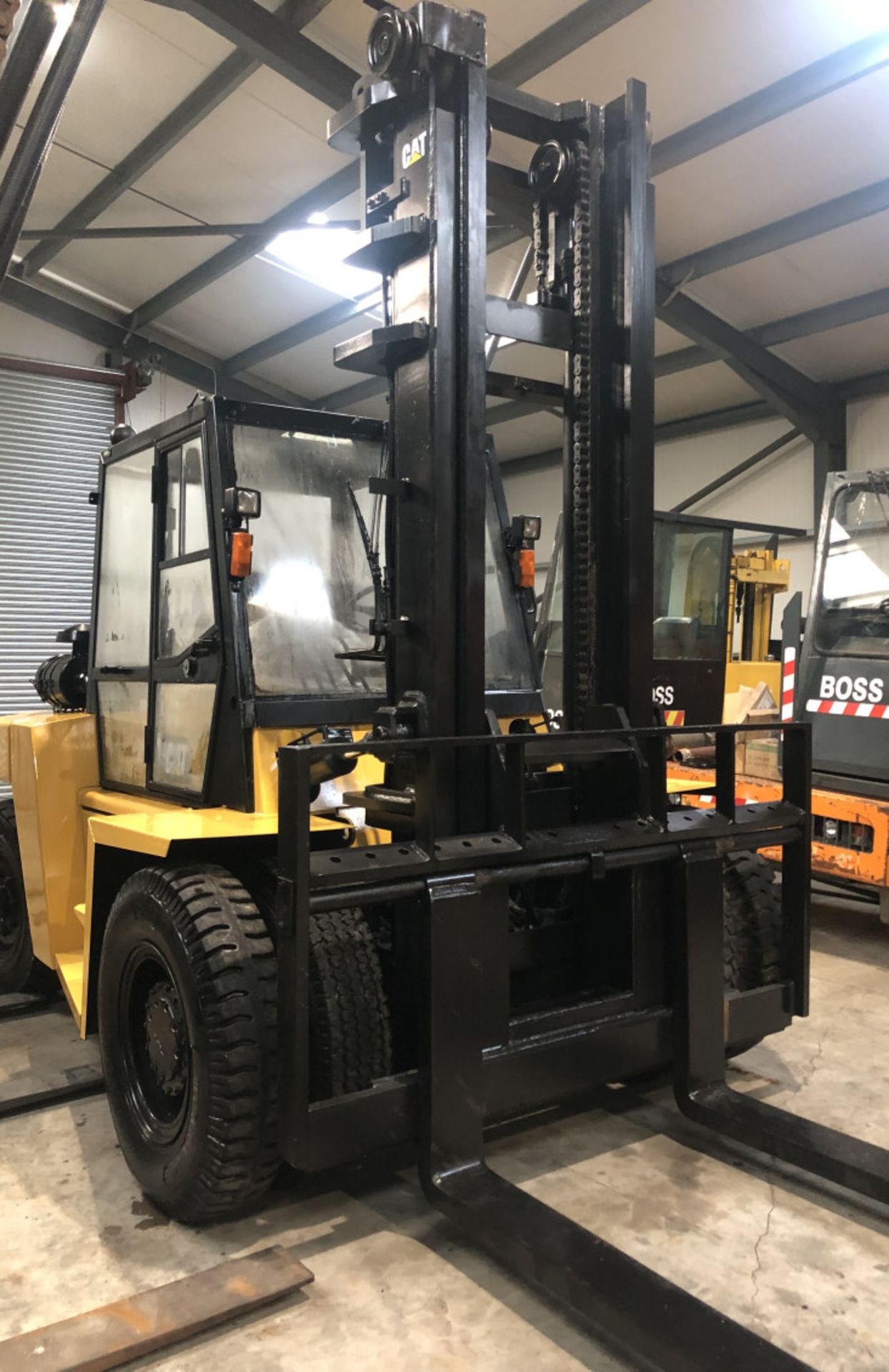 CAT DP 90 (9.5 TON) DIESEL FORKLIFT - Image 10 of 13