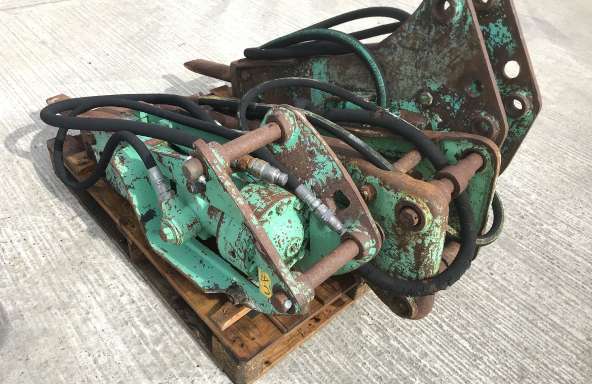 MONTEBERT HYD BREAKER TO SUIT BACKHOE LOADER - Image 3 of 6