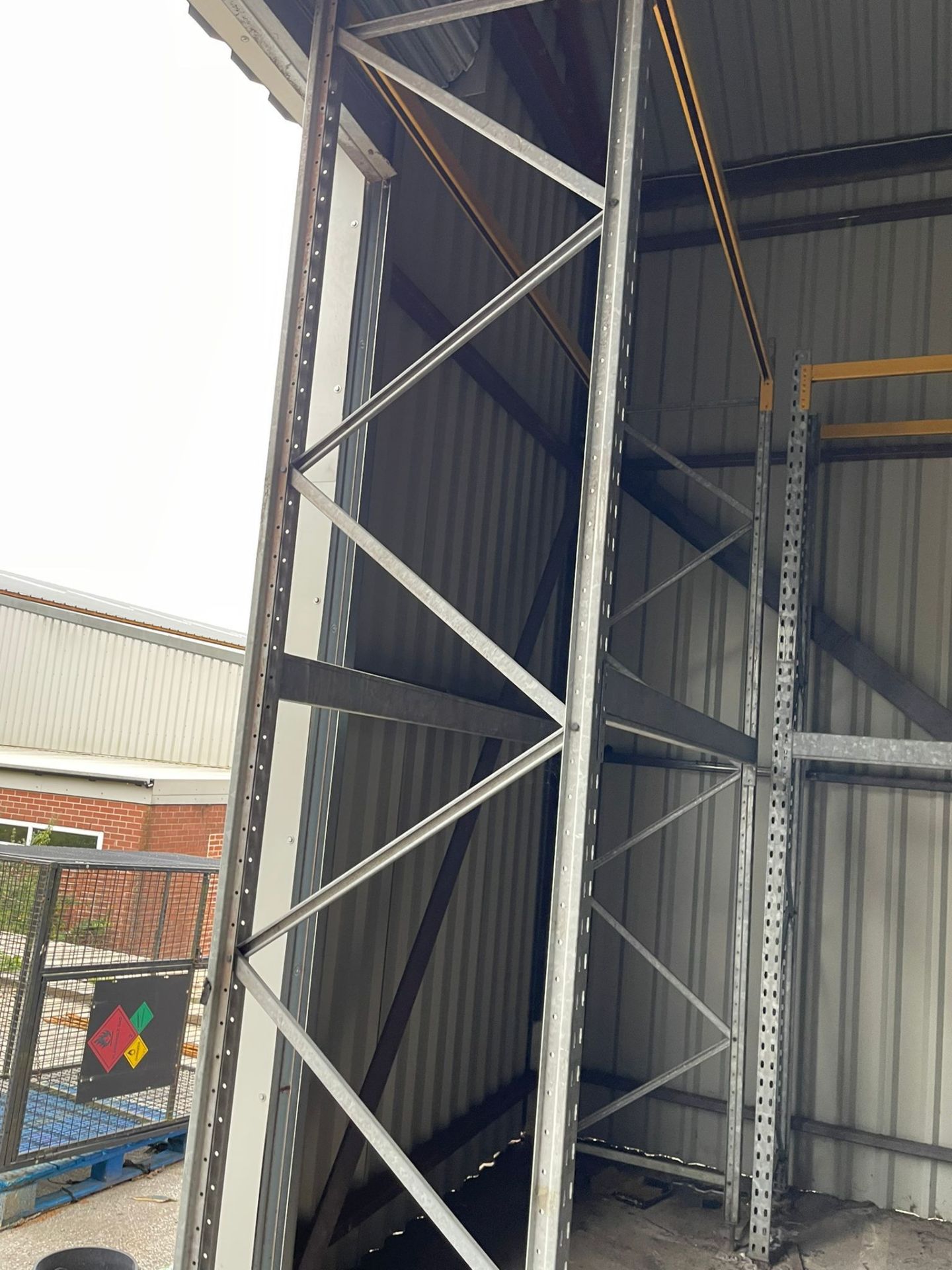 COMMERCIAL BUILDING 14M LONG X 9M WIDE X 6M TO EAVES (ALREADY DISMANTLED) - Image 11 of 28