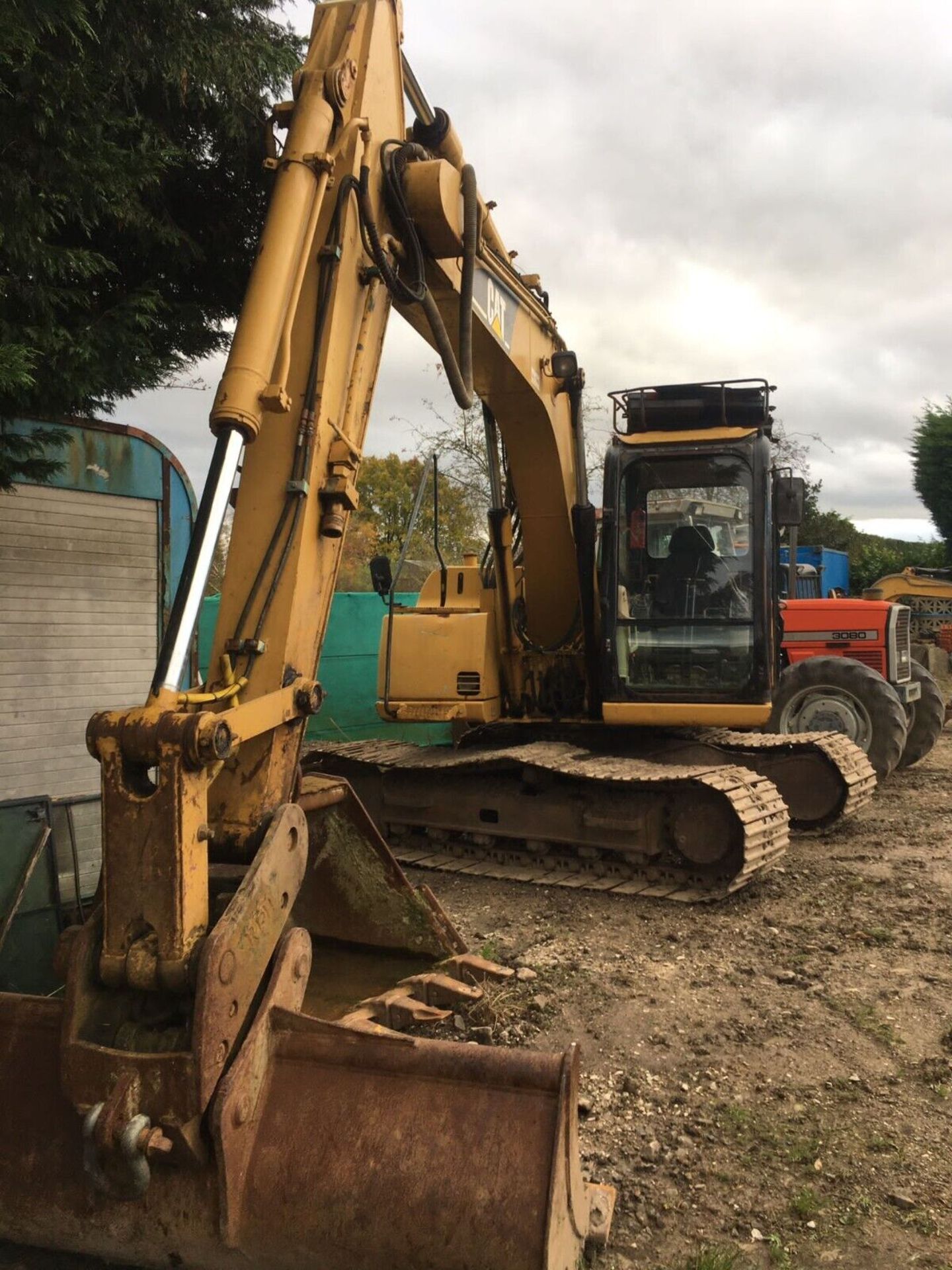 2003 CATERPILLAR CAT 311C TRACKED DIGGER EXCAVATOR - 2 BUCKETS - Image 2 of 9