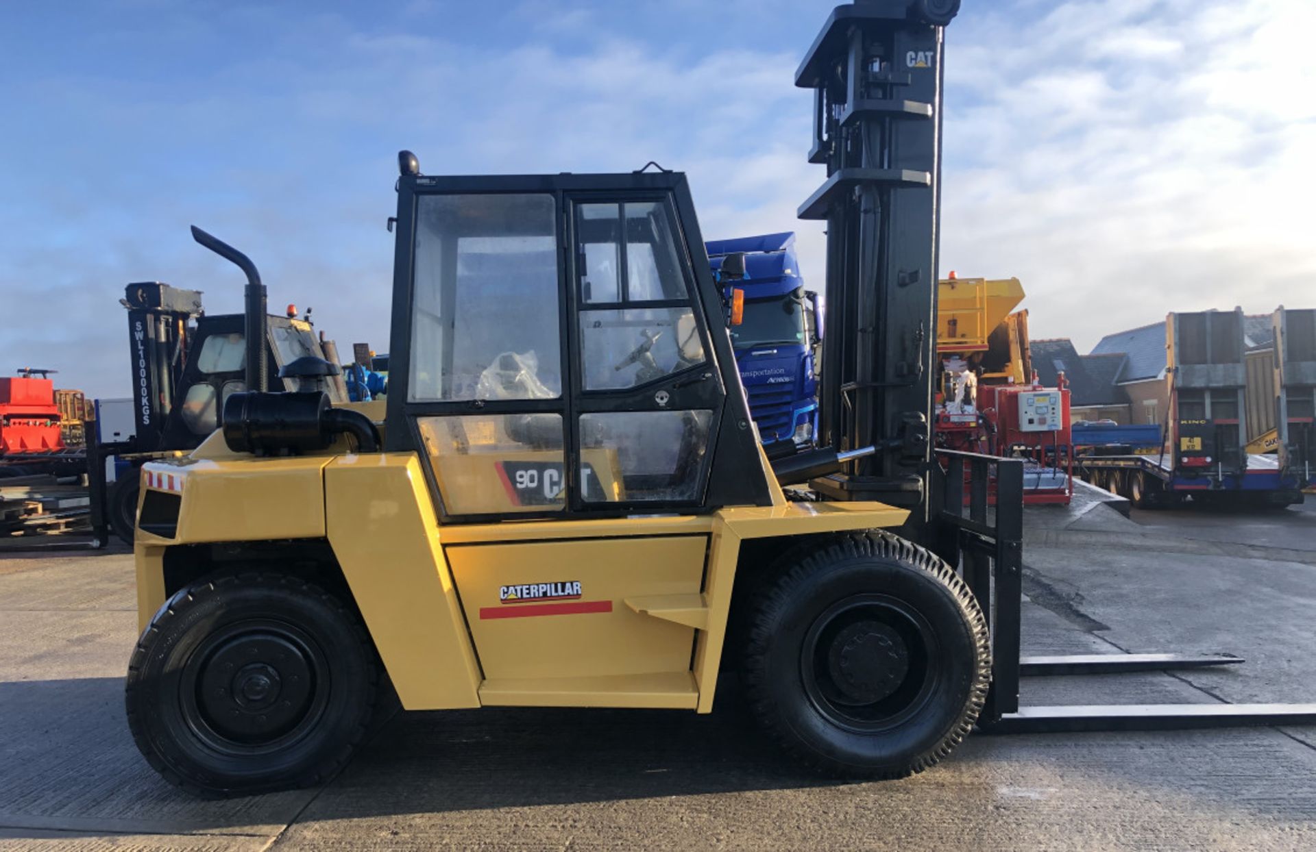 CAT DP 90 (9.5 TON) DIESEL FORKLIFT - Image 7 of 13