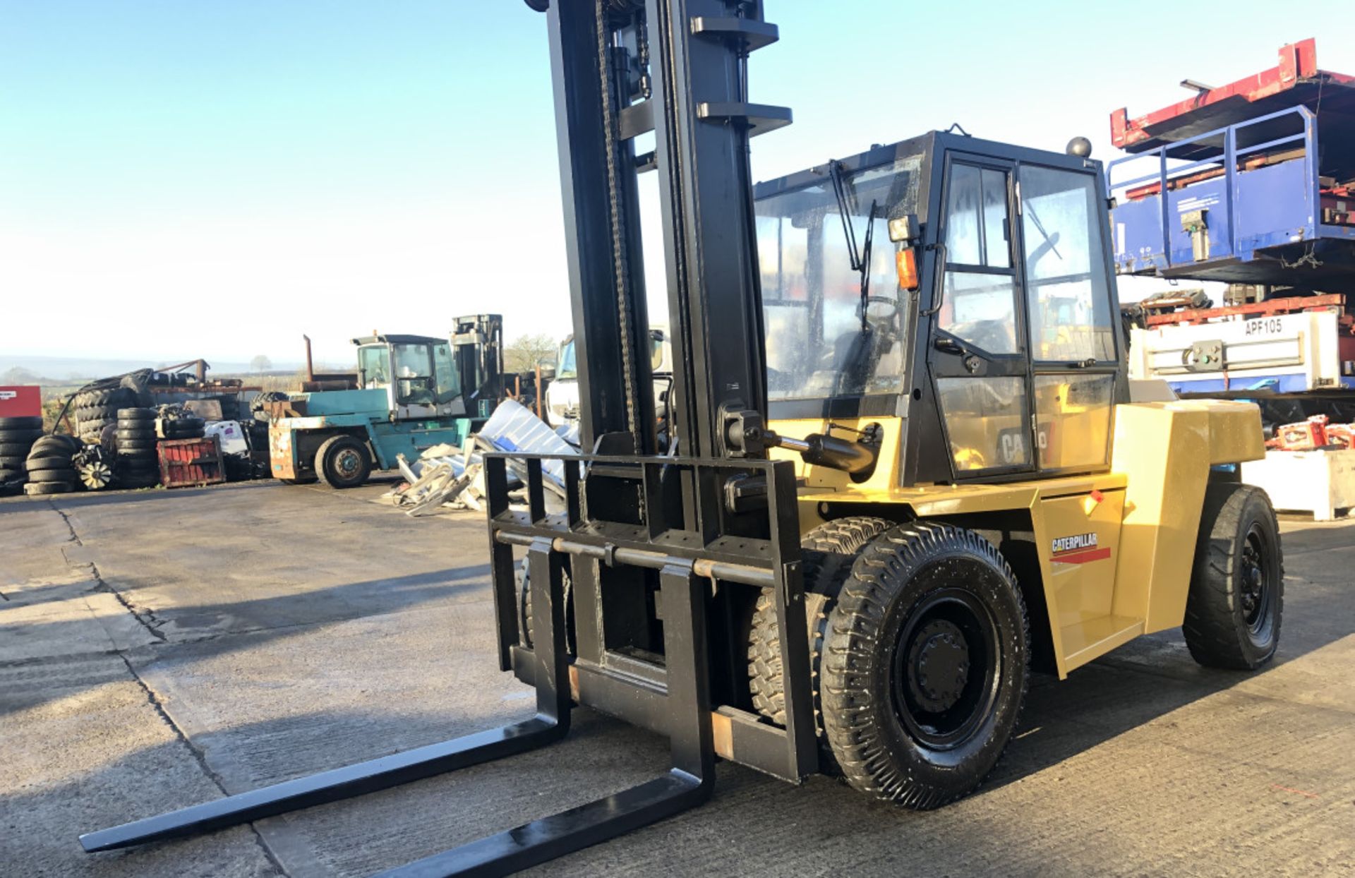 CAT DP 90 (9.5 TON) DIESEL FORKLIFT - Image 6 of 13