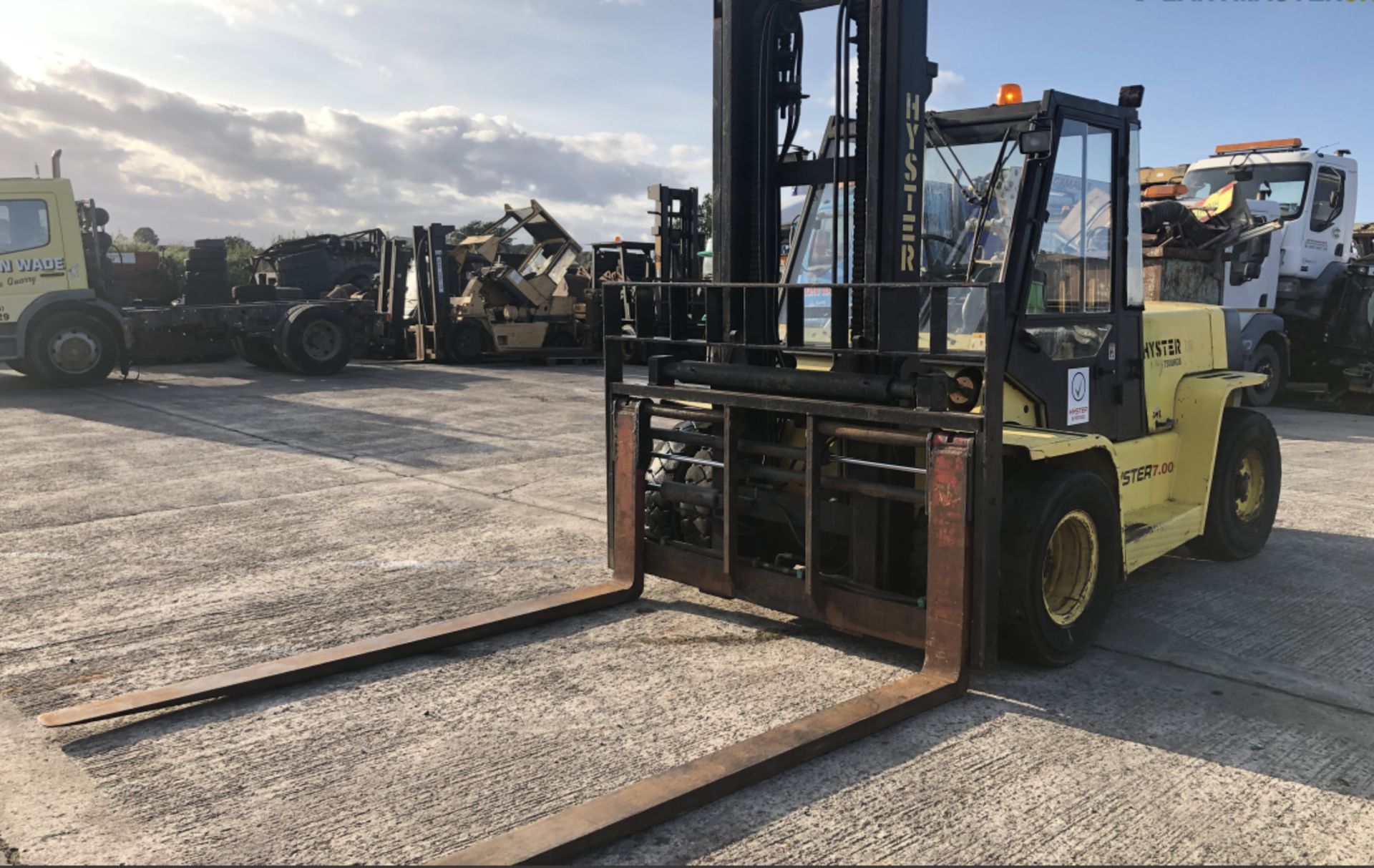 2009 DIESEL HYSTER H7.00XL 7.5-TON DIESEL FORKLIFT - Image 6 of 14