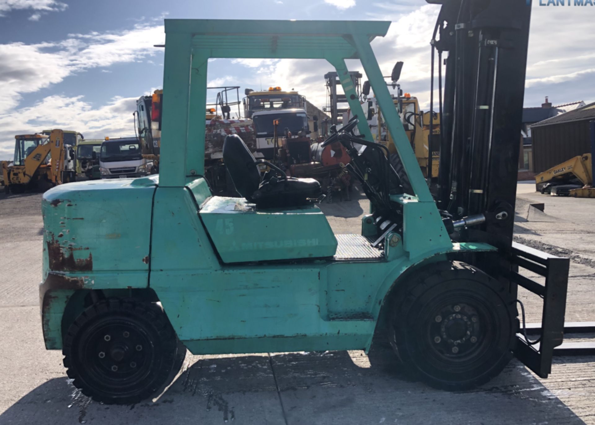 MITSUBISHI FD 50 K ,5 TON DIESEL FORKLIFT - Image 3 of 11