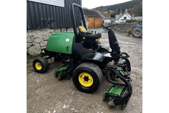 YANMAR DIESEL POWER: JOHN DEERE FAIRWAY MOWER - Image 2 of 8