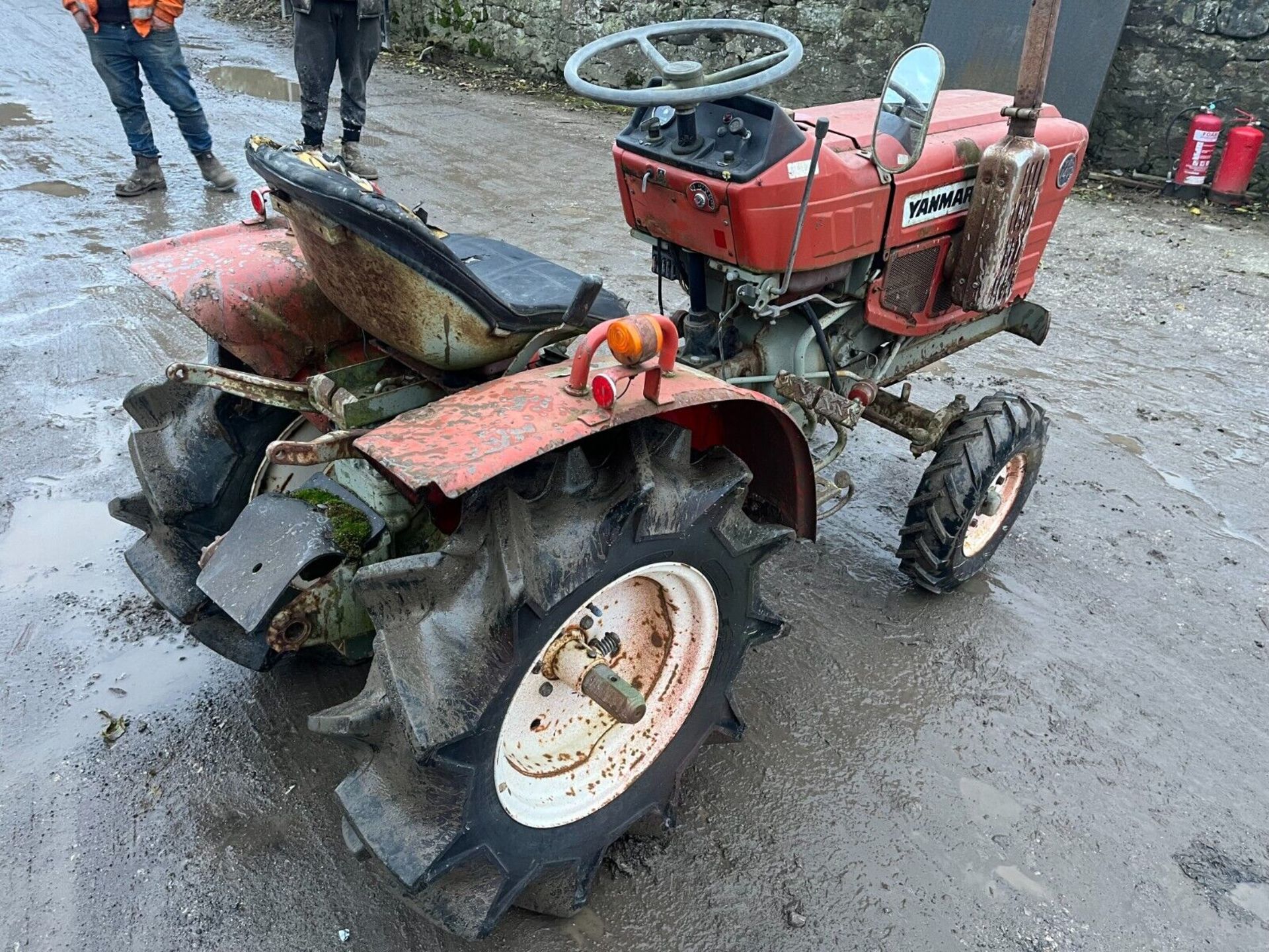 YANMAR 1401 COMPACT TRACTOR