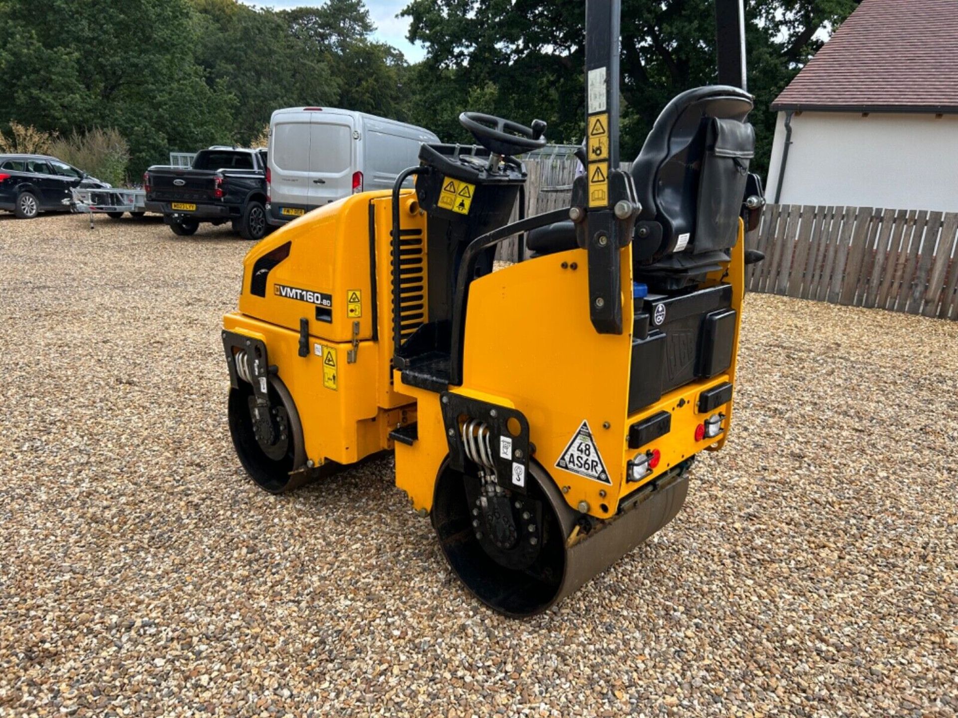 FFICIENT COMPACTION: JCB VMT 160 ROLLER WITH KUBOTA ENGINE - Image 7 of 8