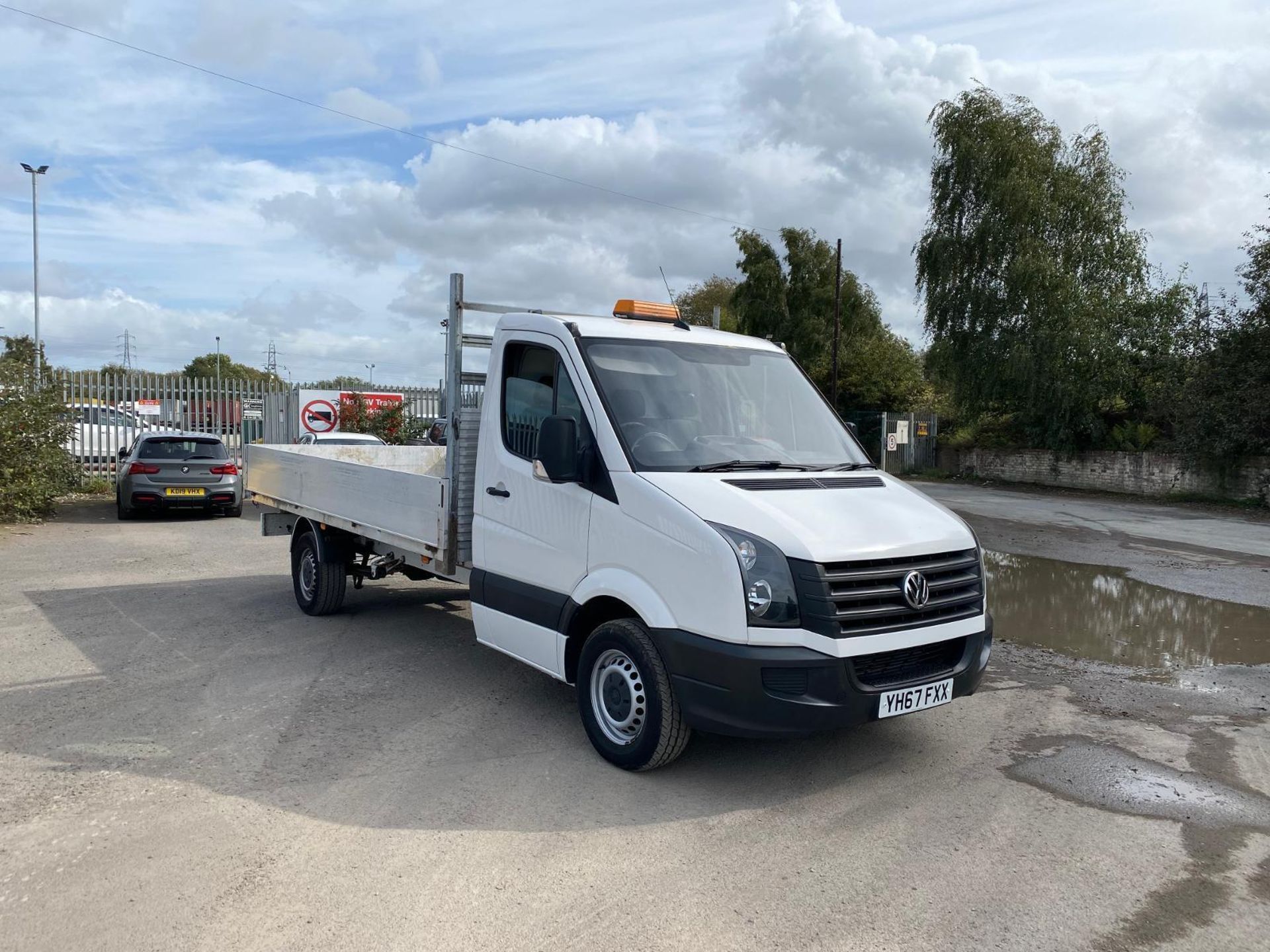 2017 VW CRAFTER EURO 6: RELIABLE 14FT DROPSIDE PICKUP **NO VAT** - Image 8 of 13