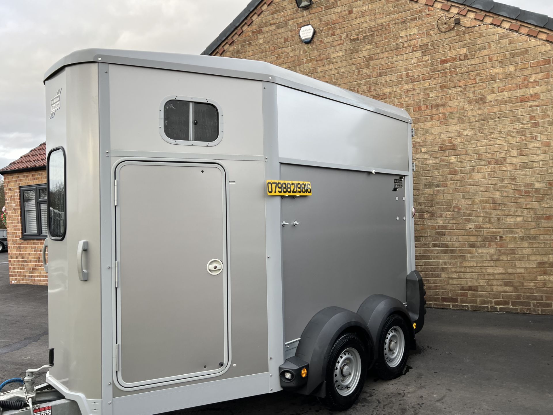 IFOR WILLIAMS HB506 HORSE TRAILER - Image 5 of 10