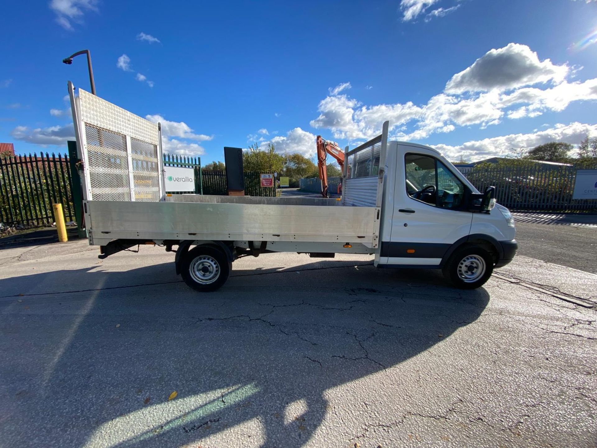 BEVERTAIL/ FLATBED PICKUP TRUCK/ RECOVERY (2016 65 FORD TRANSIT 2.2 RWD 14FT) - Image 14 of 14