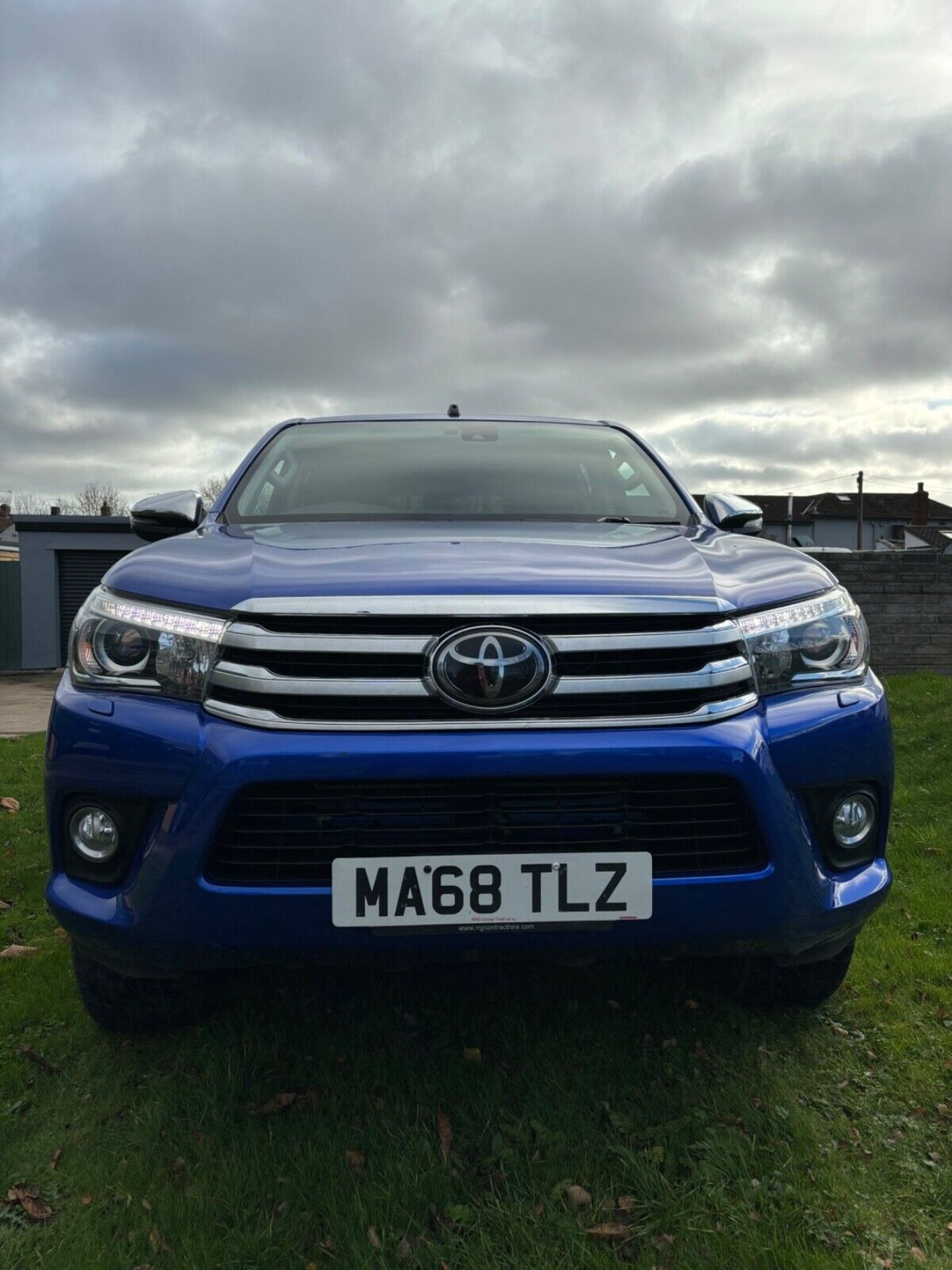 **(ONLY 78K MILEAGE)** ONE OWNER GEM: LOADED HILUX IN TOP CONDITION - Image 4 of 18