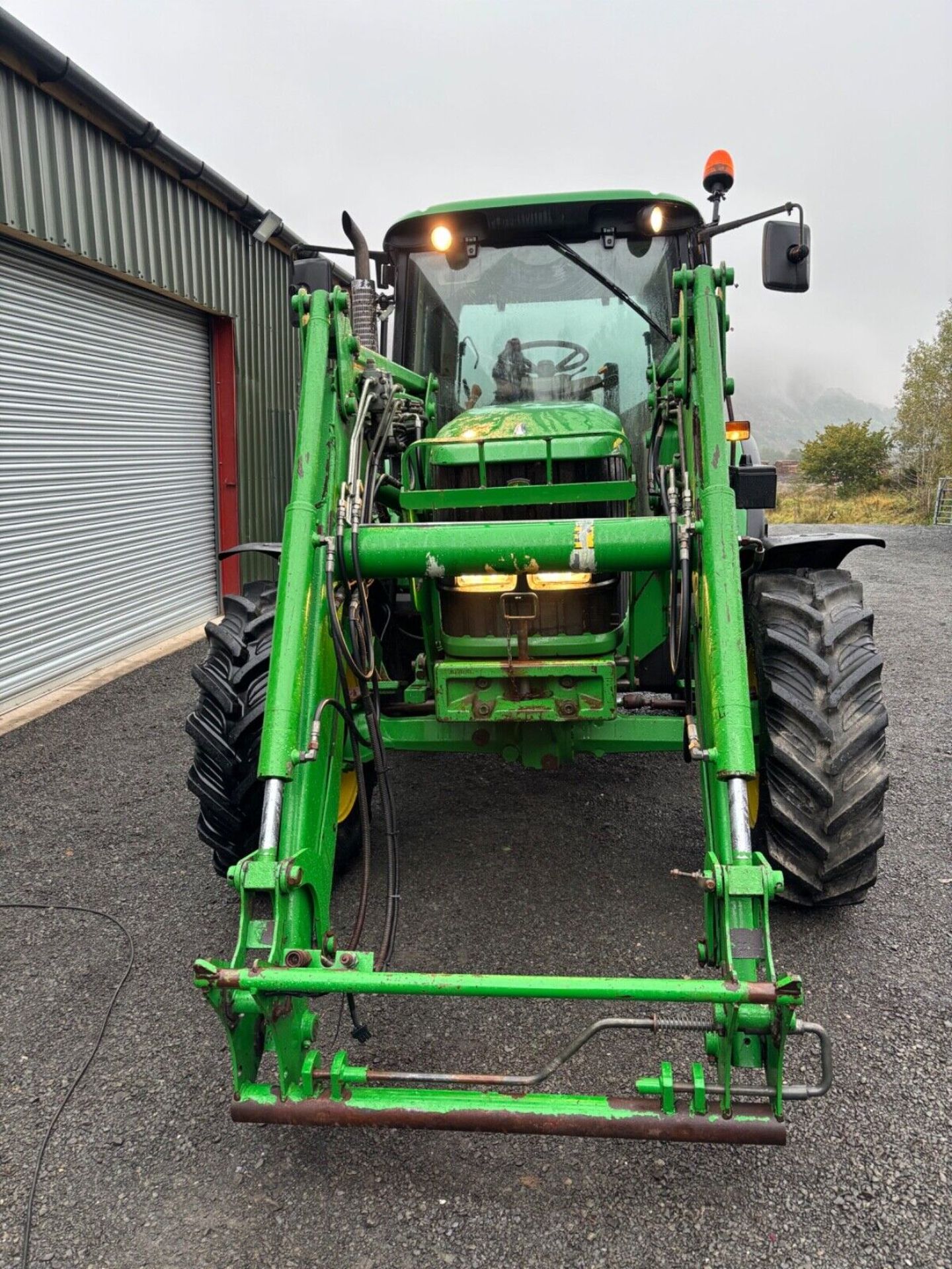 (ONLY 3.5K HOURS) JOHN DEERE 6220 SE TRACTOR WITH JOHN DEERE 631 LOADER - Image 20 of 22