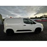 RELIABLE WORKHORSE: 2019 VAUXHALL COMBO SPORTIVE MOT: 23RD MARCH 2024 NO VAT ON HAMMER