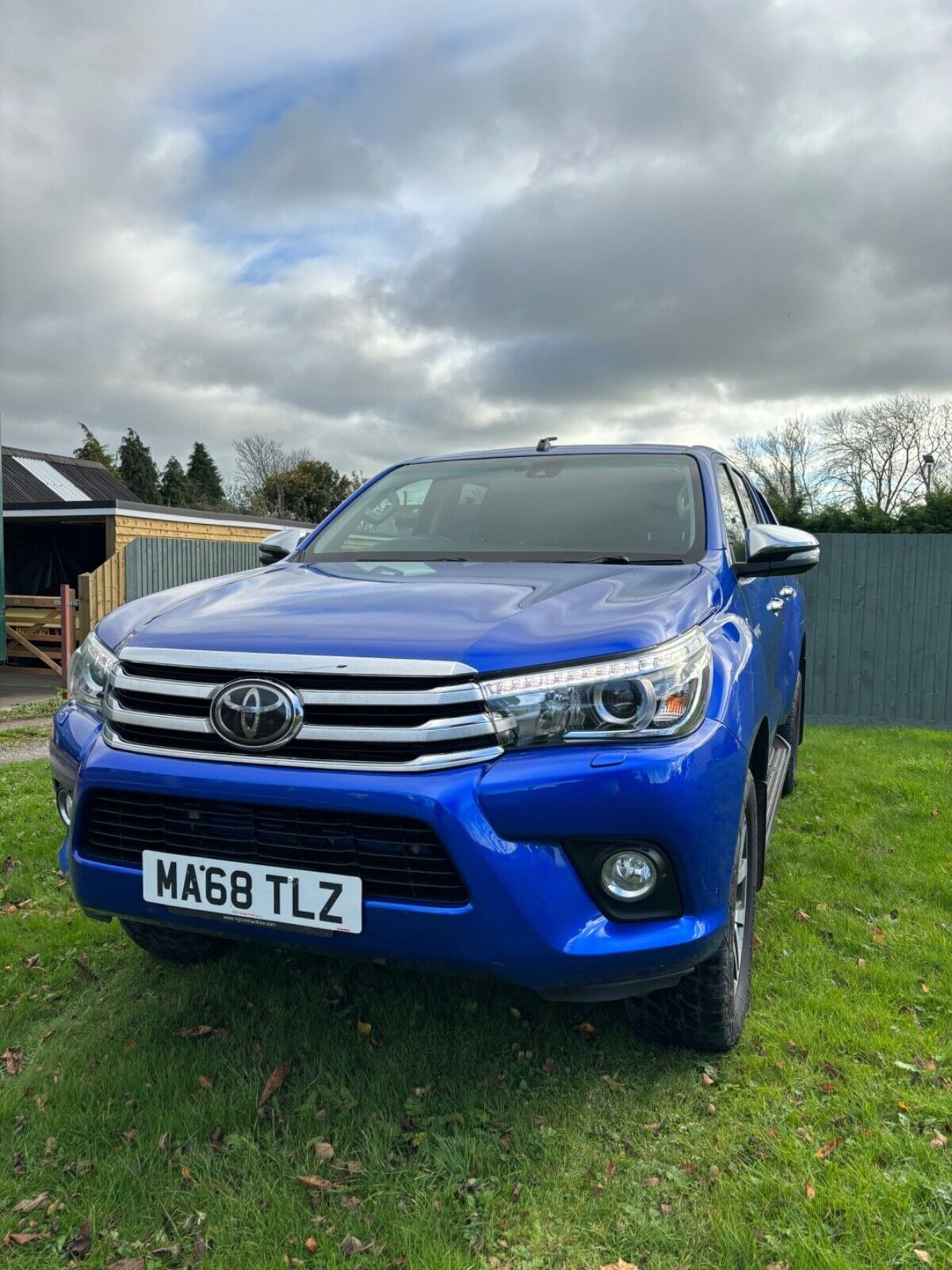 **(ONLY 78K MILEAGE)** ONE OWNER GEM: LOADED HILUX IN TOP CONDITION - Image 15 of 18