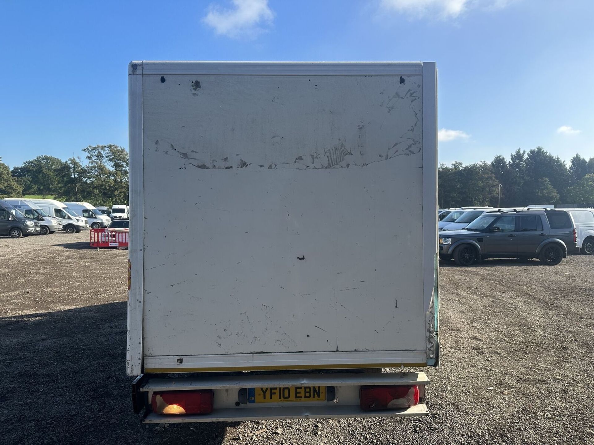 POTENTIAL REFRIGERATED RIG: 2010 SPRINTER CHASSIS CAB, AUTO TRANS *(NO VAT ON HAMMER)* - Image 4 of 15
