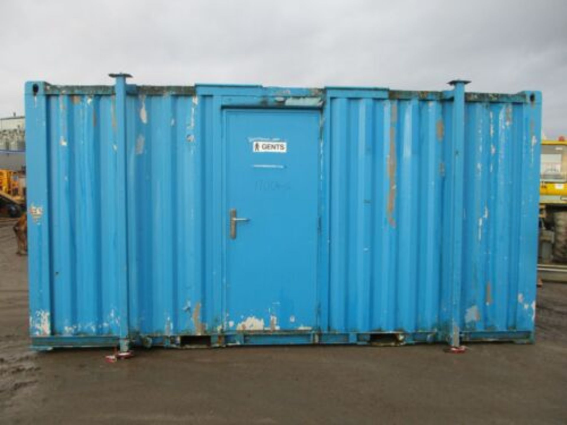 16 FT FEET FOOT SECURE SHIPPING CONTAINER TOILET BLOCK 3 + 1