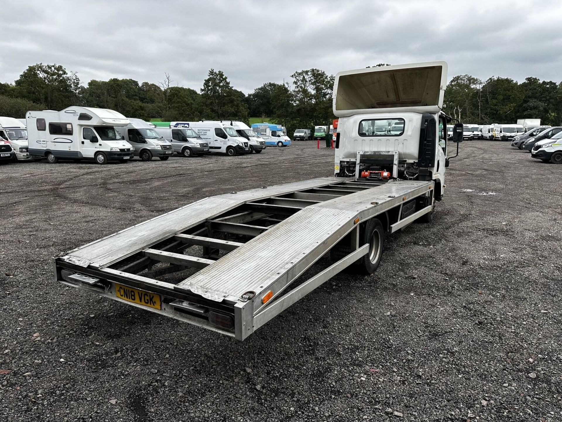 READY FOR THE ROAD: 2018 ISUZU TRUCK N35.150W GRAFTER RECOVERY MOT JUNE 2024 - NO VAT ON HAMMER - Image 13 of 14