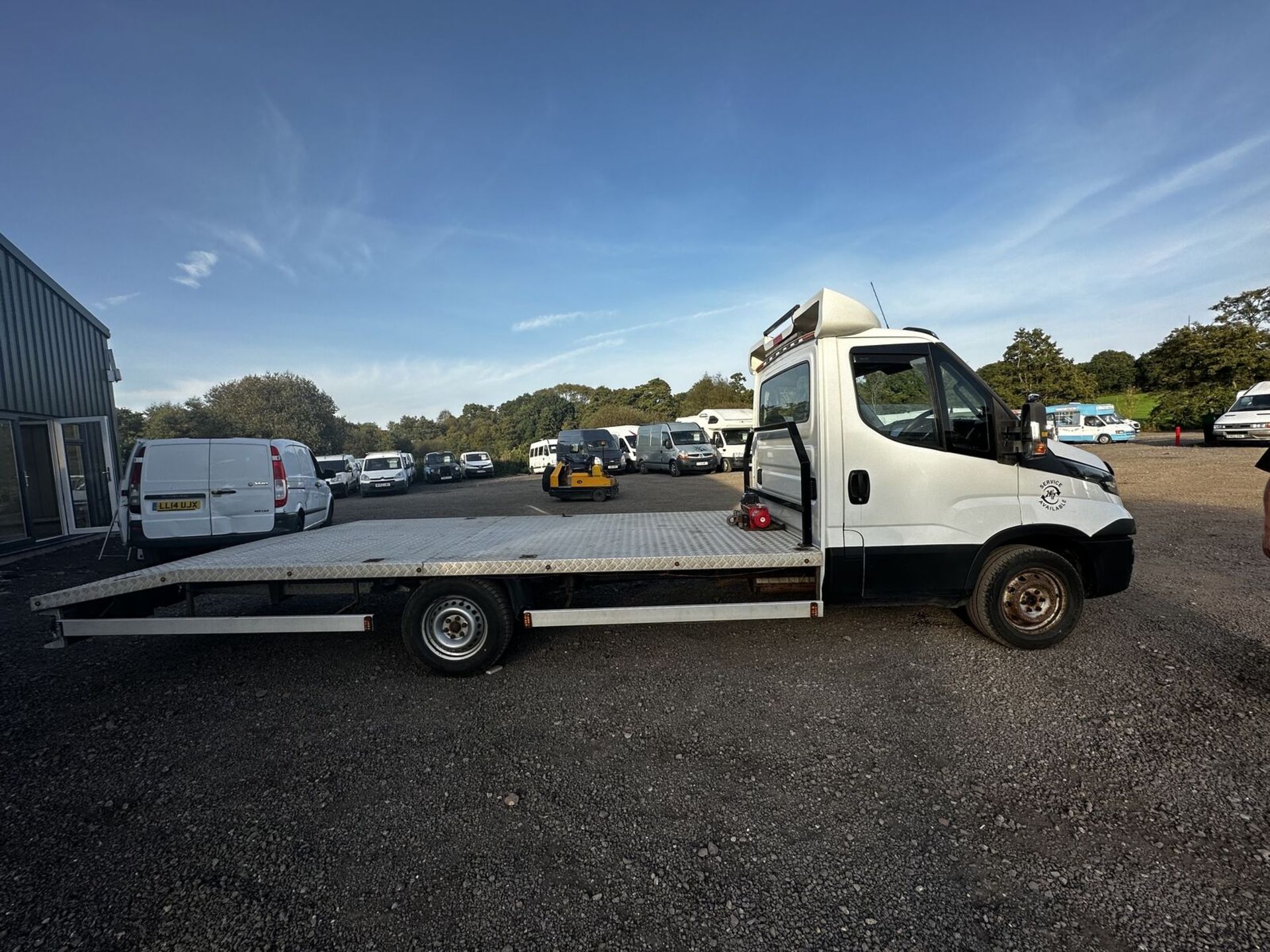 RELIABLE 2015 IVECO DAILY 35S11 RECOVERY TRUCK - MOT JAN 2024 - NO VAT ON HAMMER - Image 2 of 17
