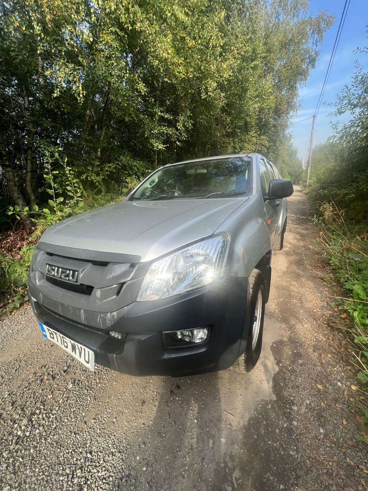 ISUZU D-MAX 2.5 DIESEL TWIN TURBO TD - Image 17 of 18