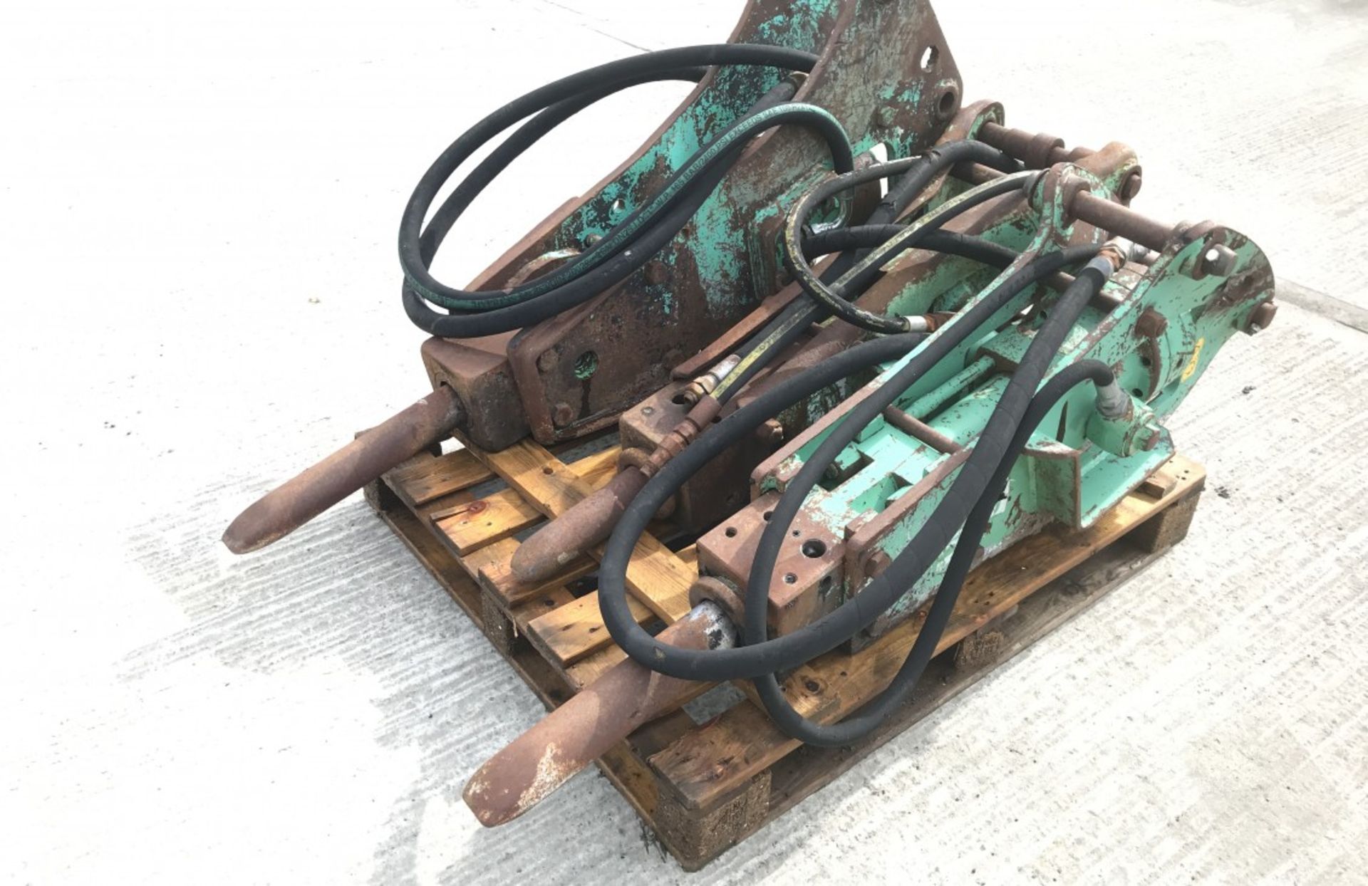 MONTEBERT HYD BREAKER TO SUIT BACKHOE LOADER