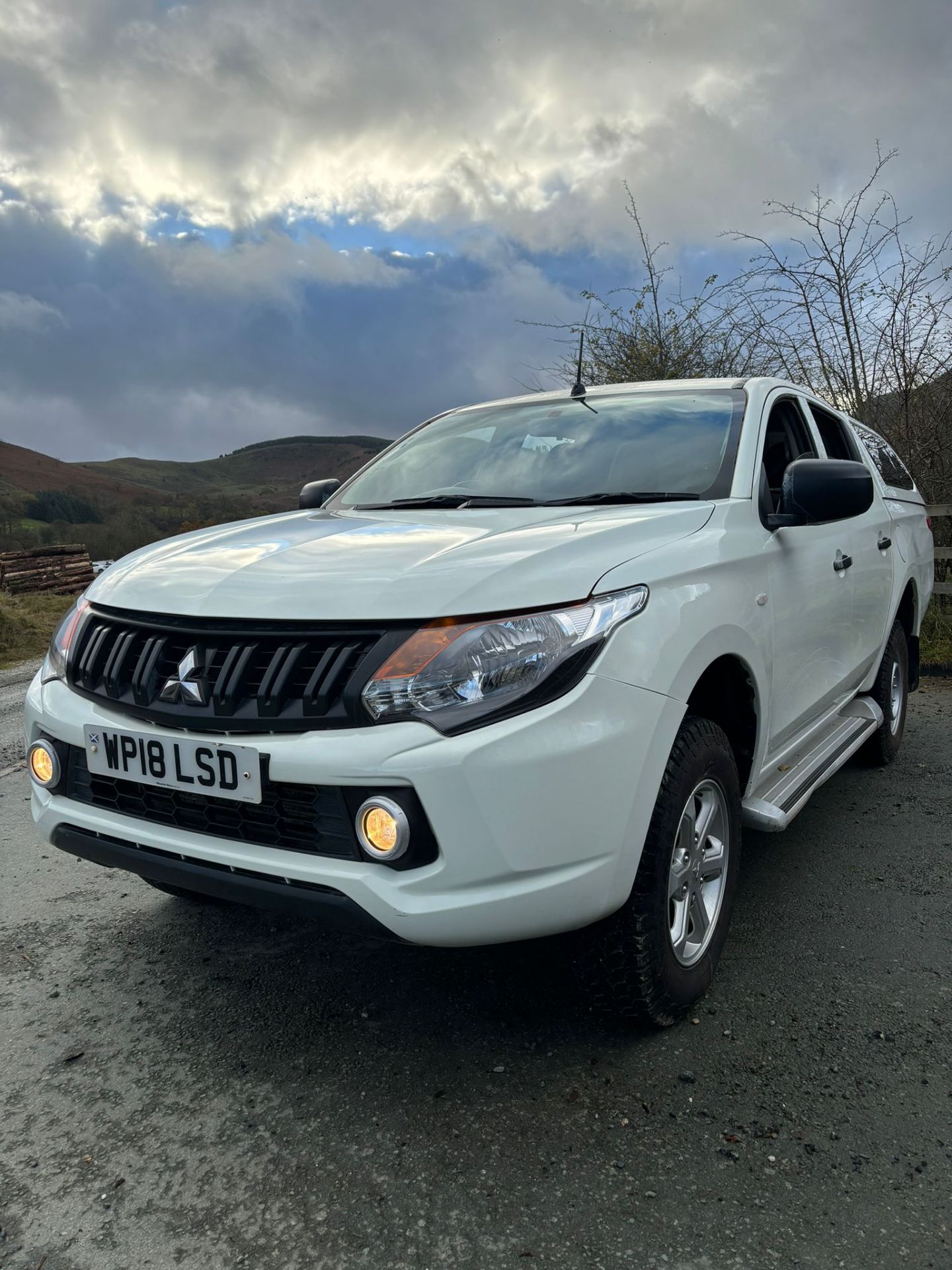 **(ONLY 59K MILEAGE)** MITSUBISHI L200 DOUBLE CAB PICKUP 2018 MODEL - Image 6 of 9