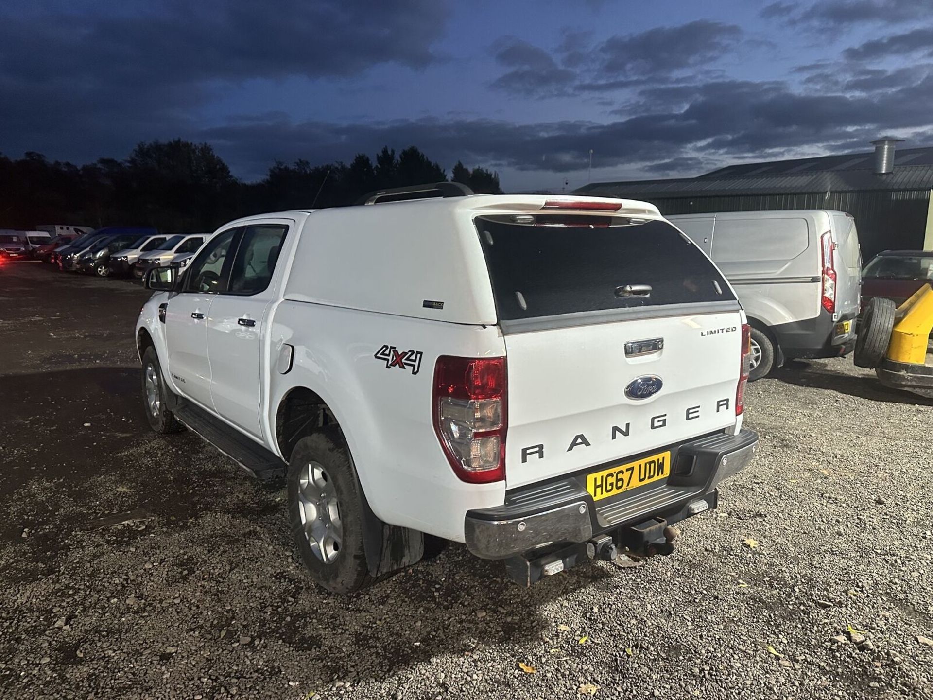 POWER PACKED: 3.2 TDCI AUTO FORD RANGER DOUBLE CAB MOT: 23RD JUNE 2024 - Image 12 of 15