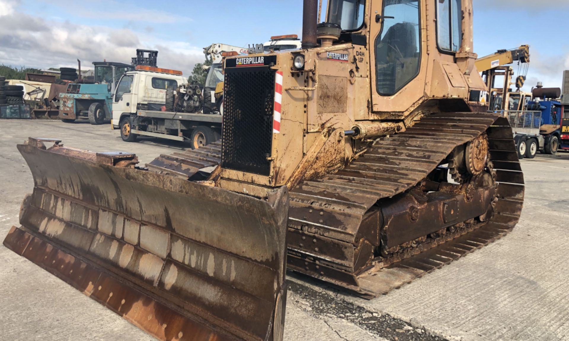 1996 DIESEL CAT D4H LGP TRACKED DOZER