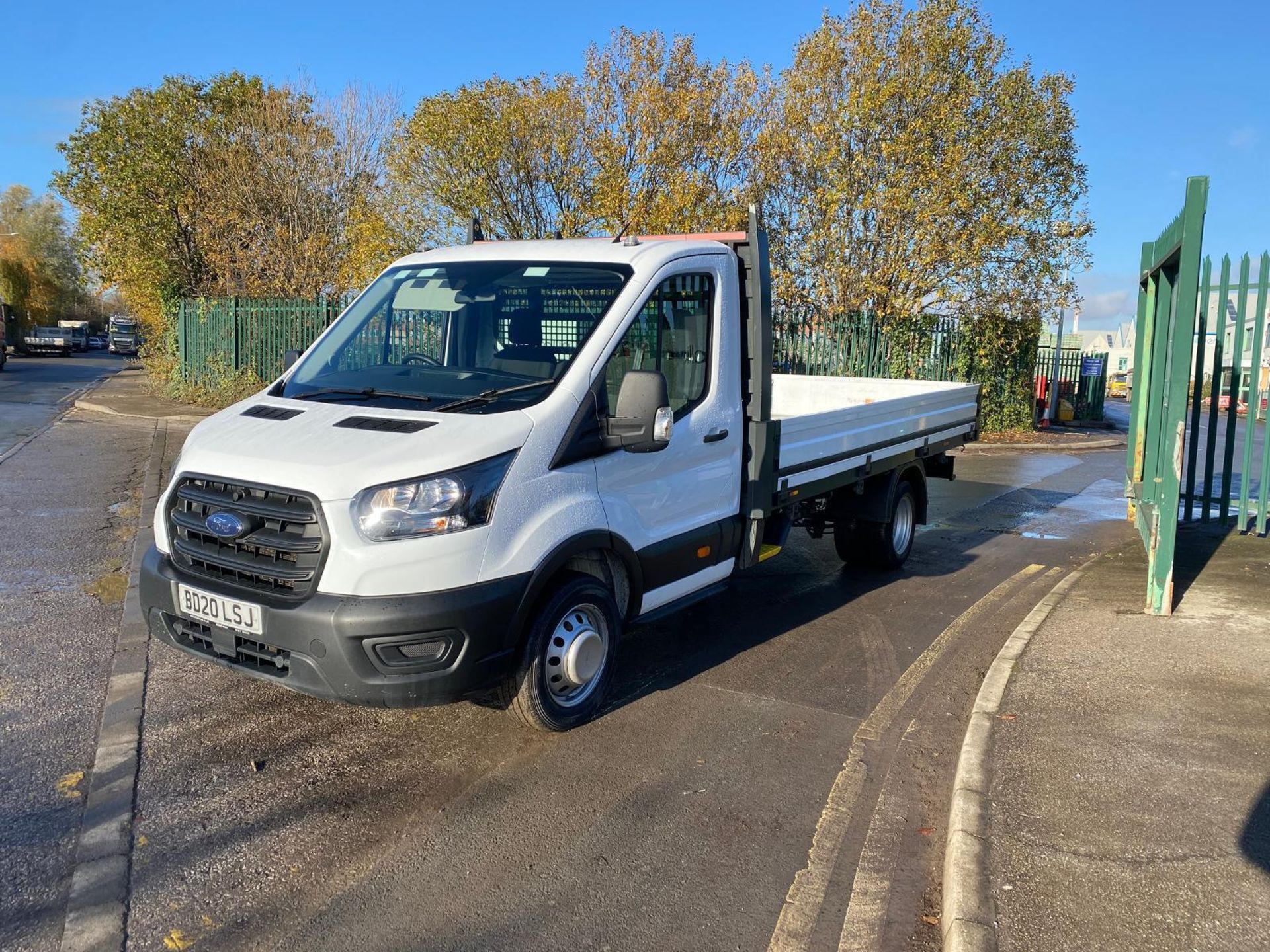 2020 FORD TRANSIT 350: RUGGED ELEGANCE IN A TWIN-WHEEL DROPSIDE - Image 2 of 12